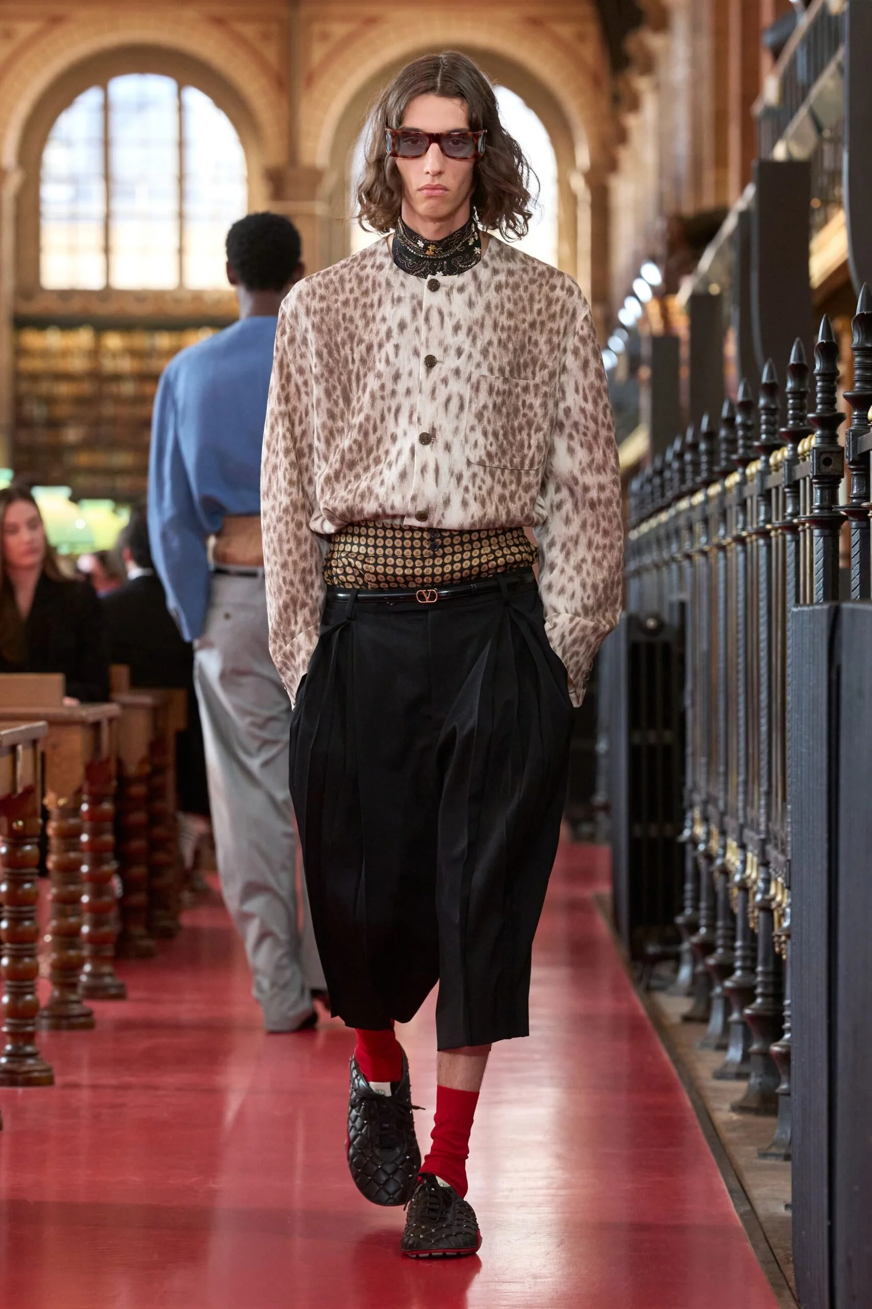 valentino-spring-2027-ready-to-wear-look-56-scaled.jpg