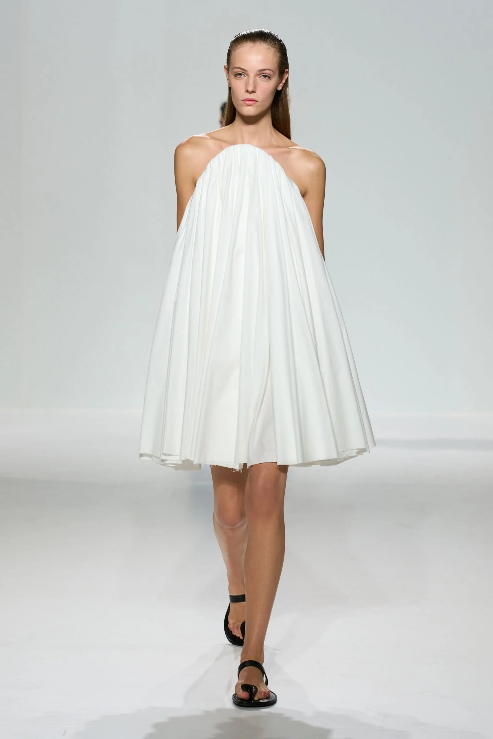jean-paul-gaultier-spring-2027-ready-to-wear-look-08-scaled.jpg
