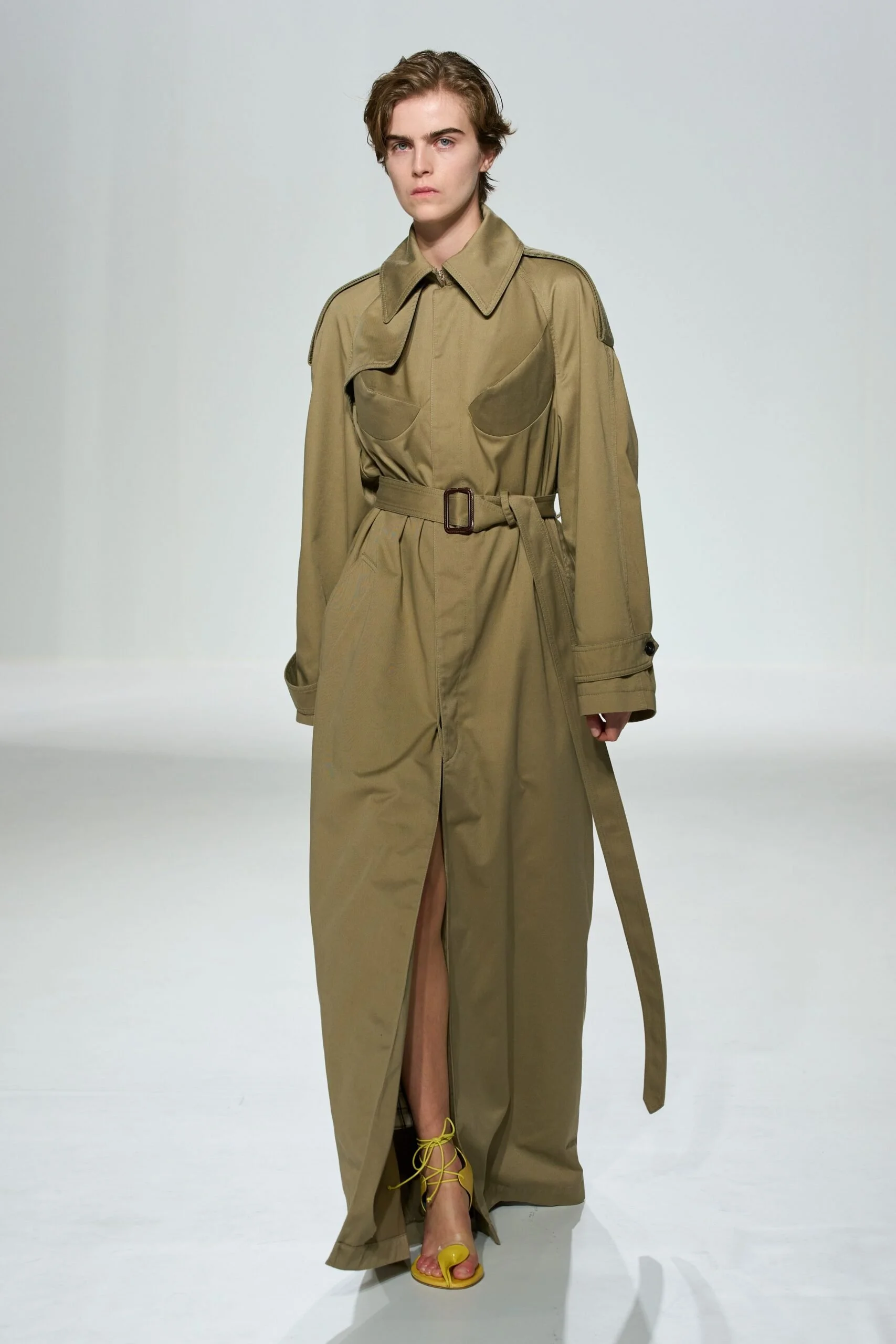 jean-paul-gaultier-spring-2027-ready-to-wear-look-23-scaled.jpg