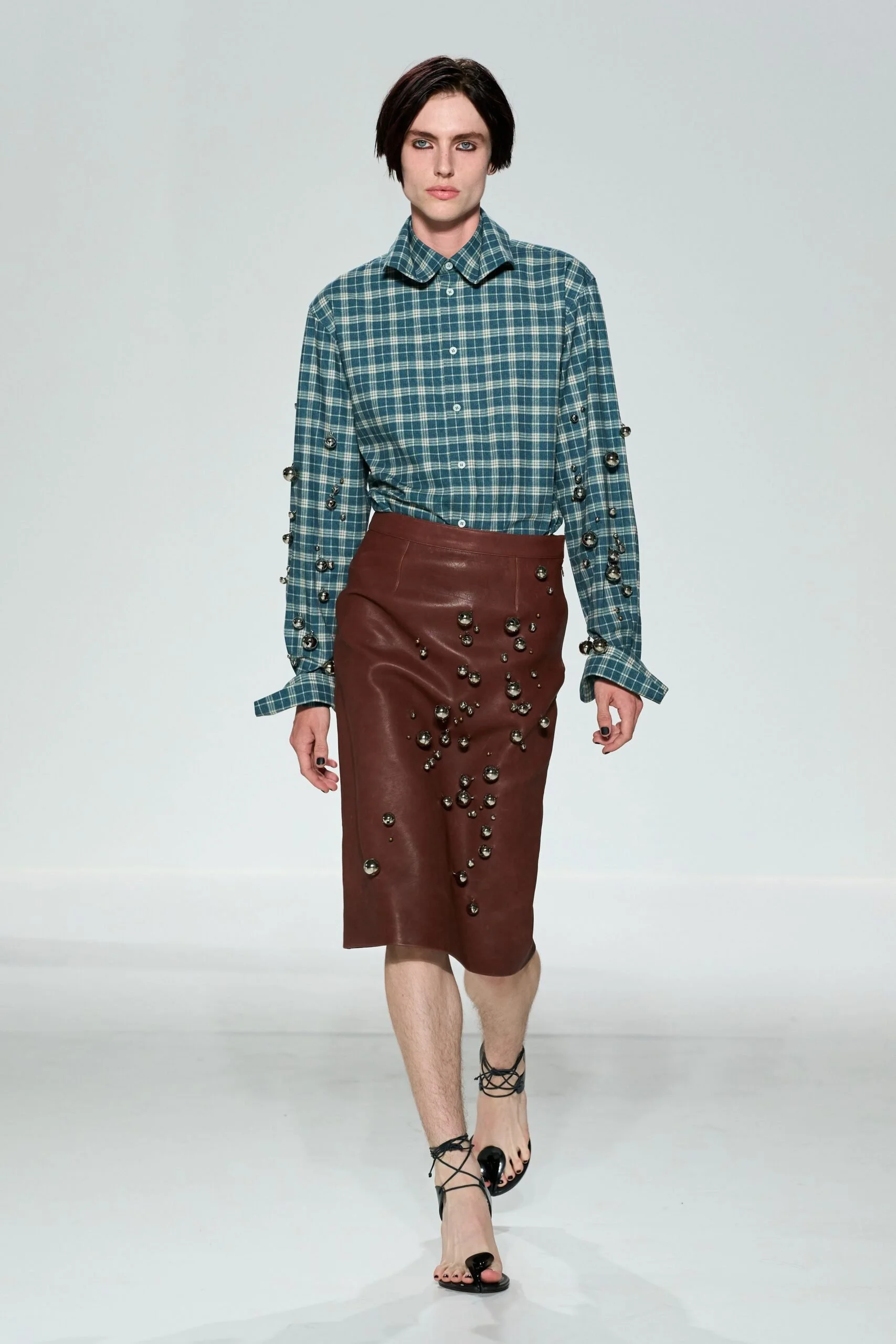 jean-paul-gaultier-spring-2027-ready-to-wear-look-38-scaled.jpg