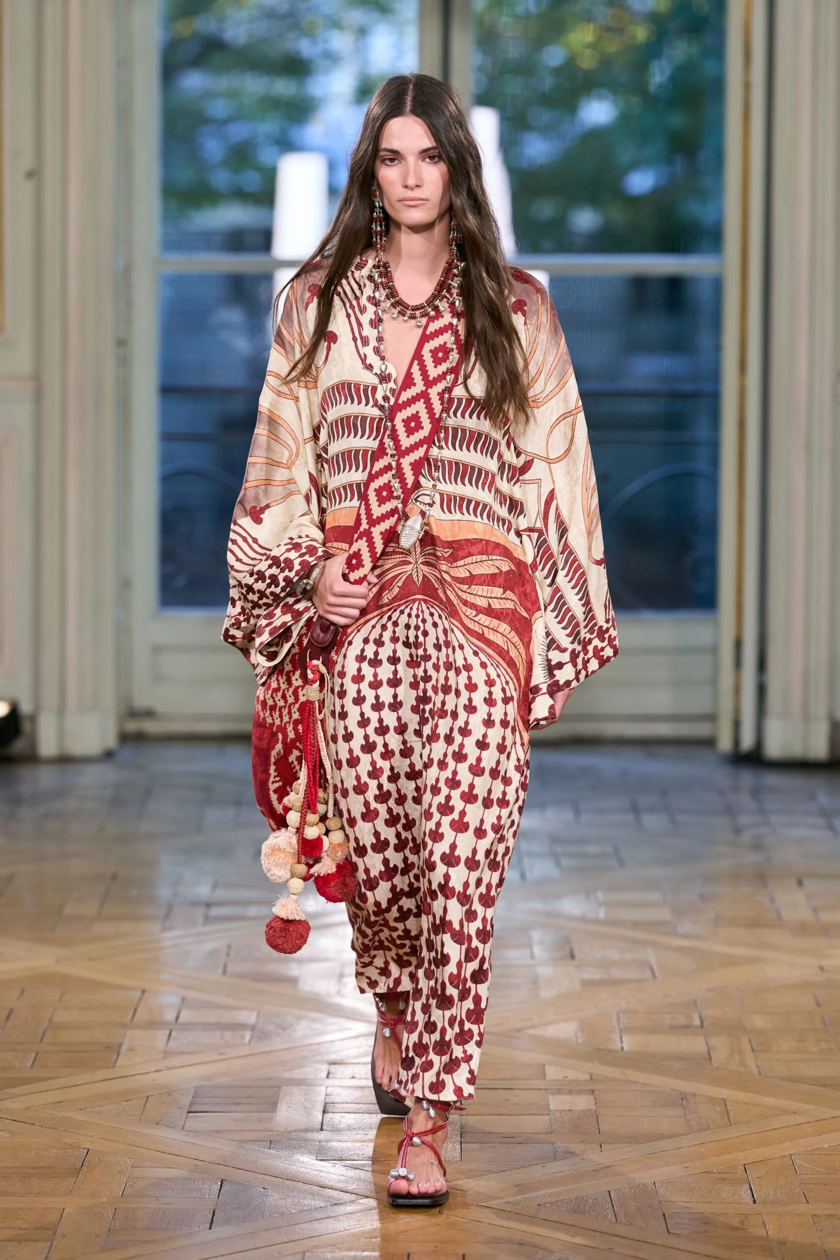 johanna-ortiz-spring-2027-ready-to-wear-look-01-scaled.jpg