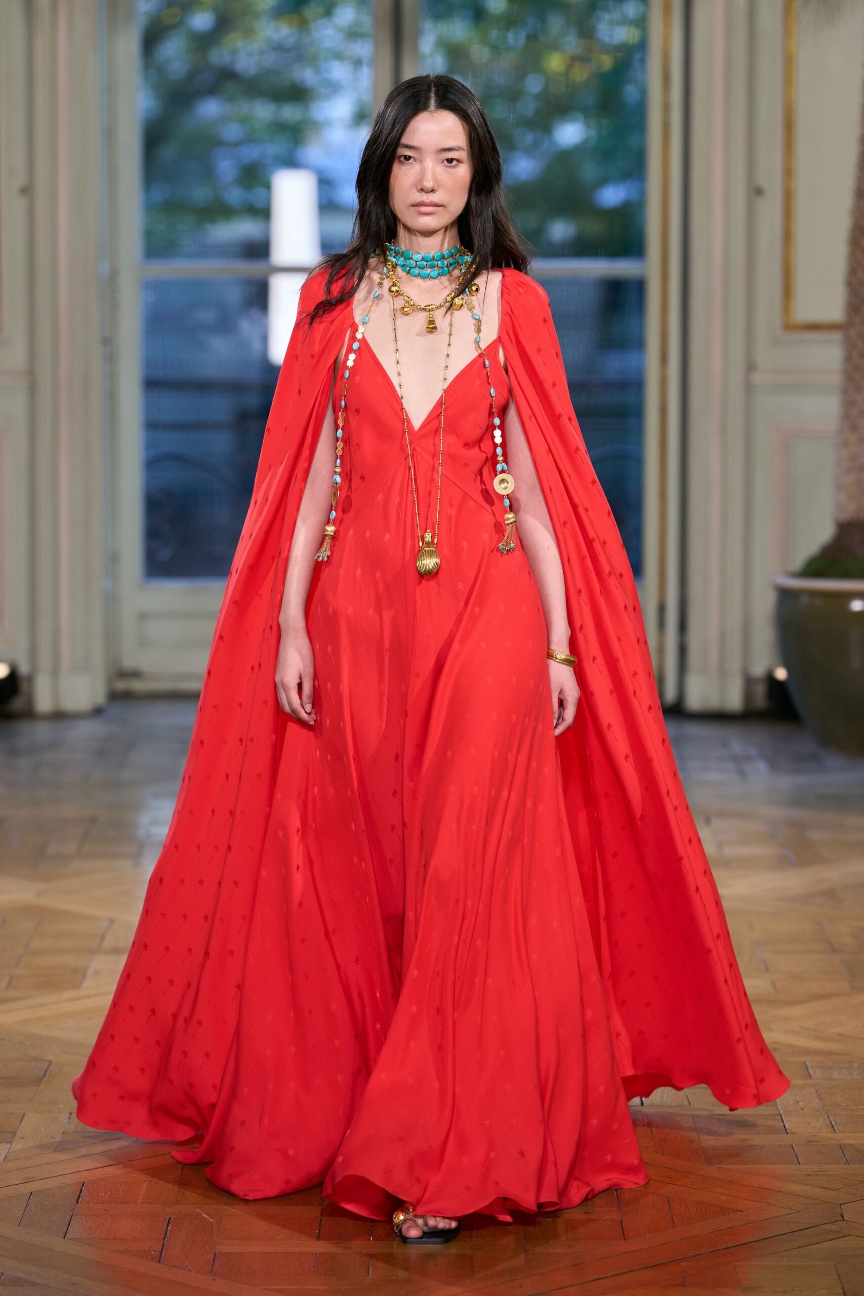 johanna-ortiz-spring-2027-ready-to-wear-look-06-scaled.jpg