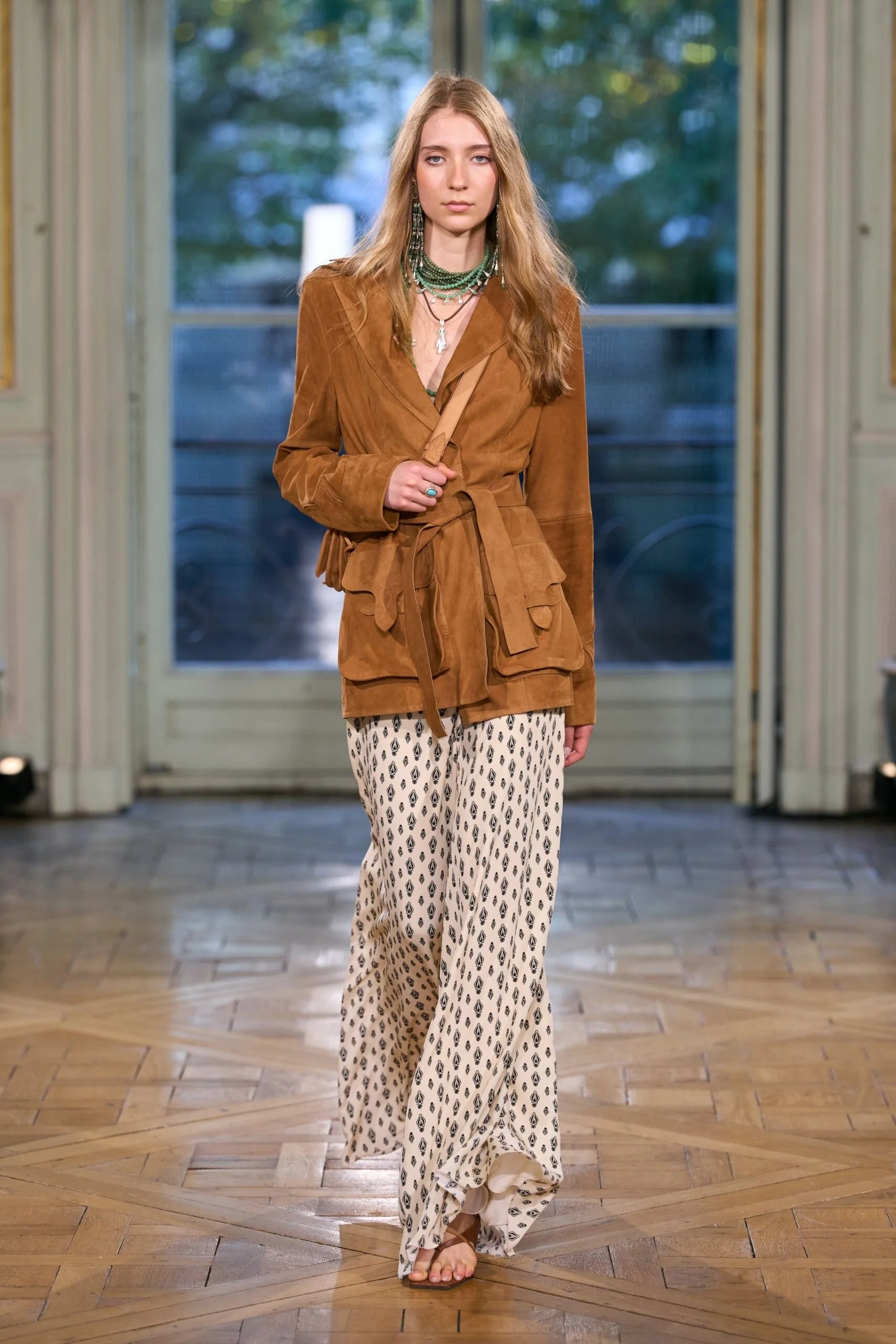johanna-ortiz-spring-2027-ready-to-wear-look-09-scaled.jpg