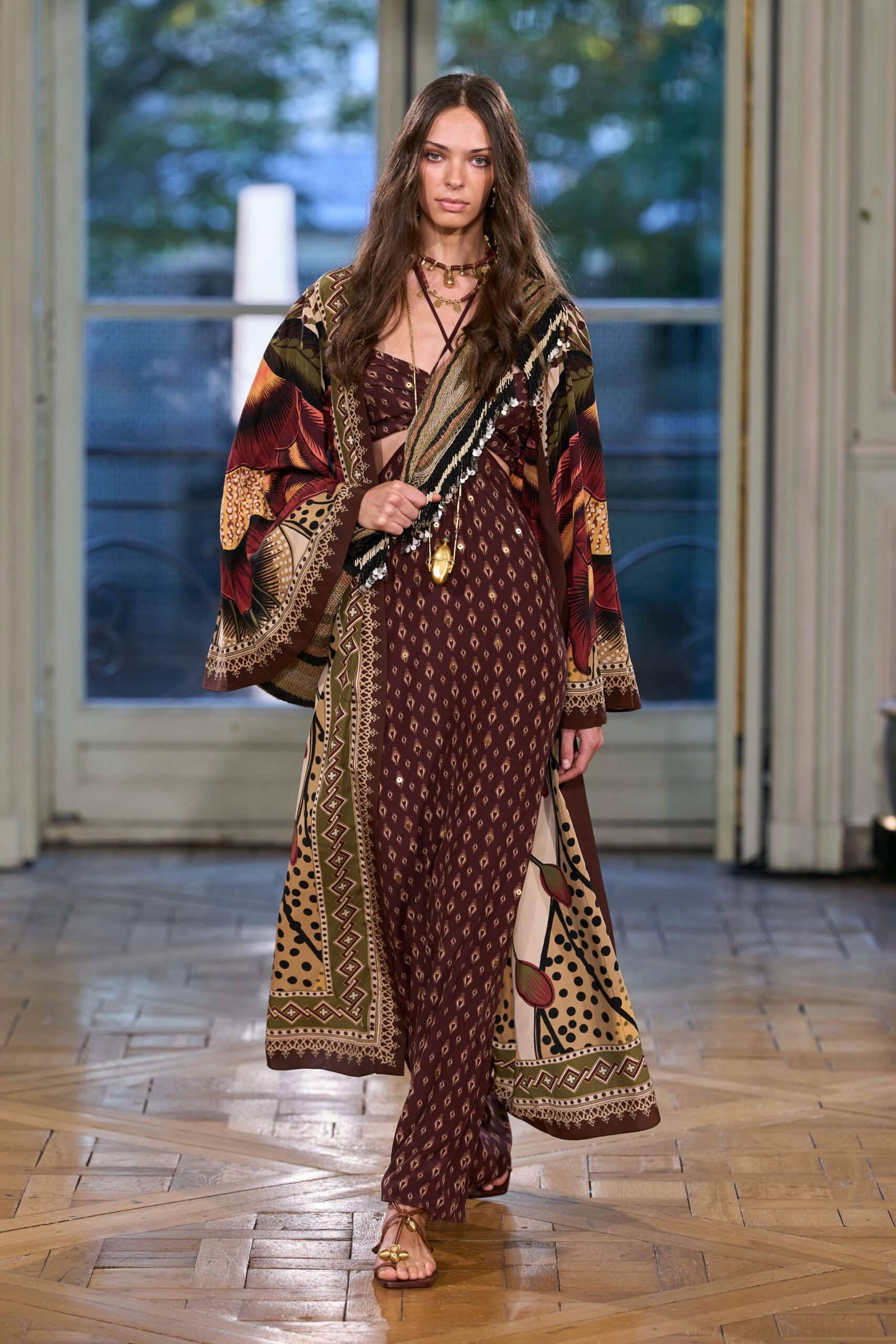 johanna-ortiz-spring-2027-ready-to-wear-look-17-scaled.jpg