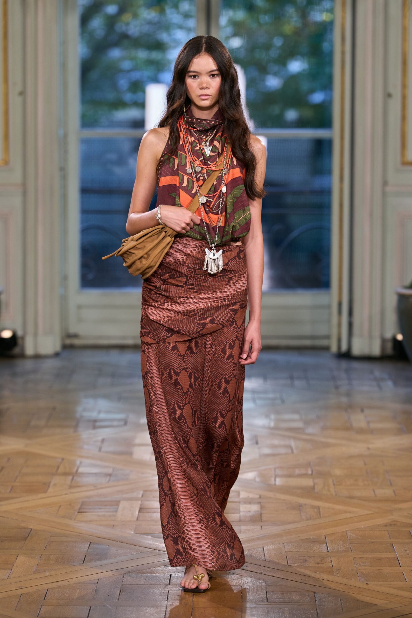 johanna-ortiz-spring-2027-ready-to-wear-look-19-scaled.jpg
