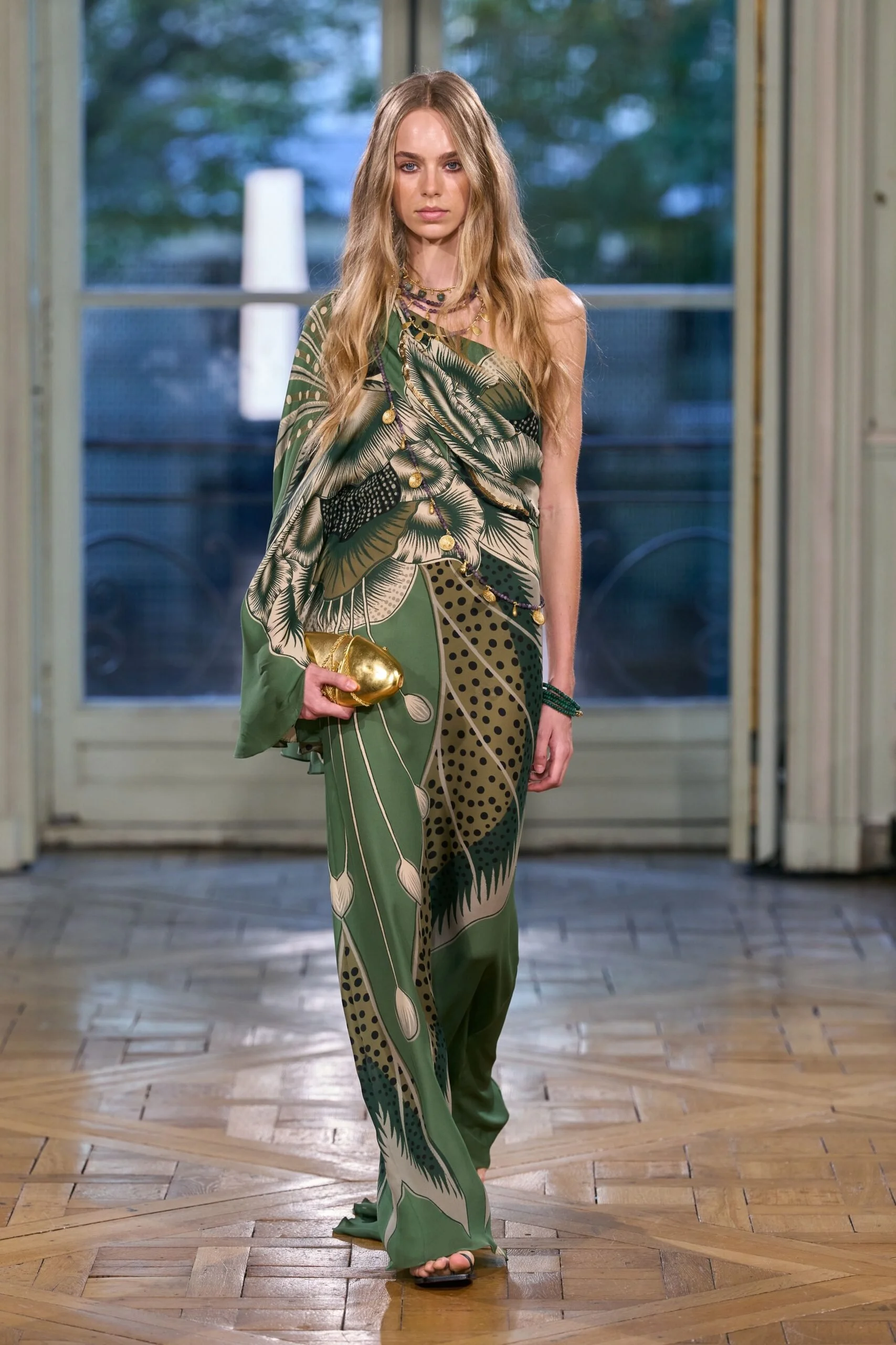 johanna-ortiz-spring-2027-ready-to-wear-look-29-scaled.jpg