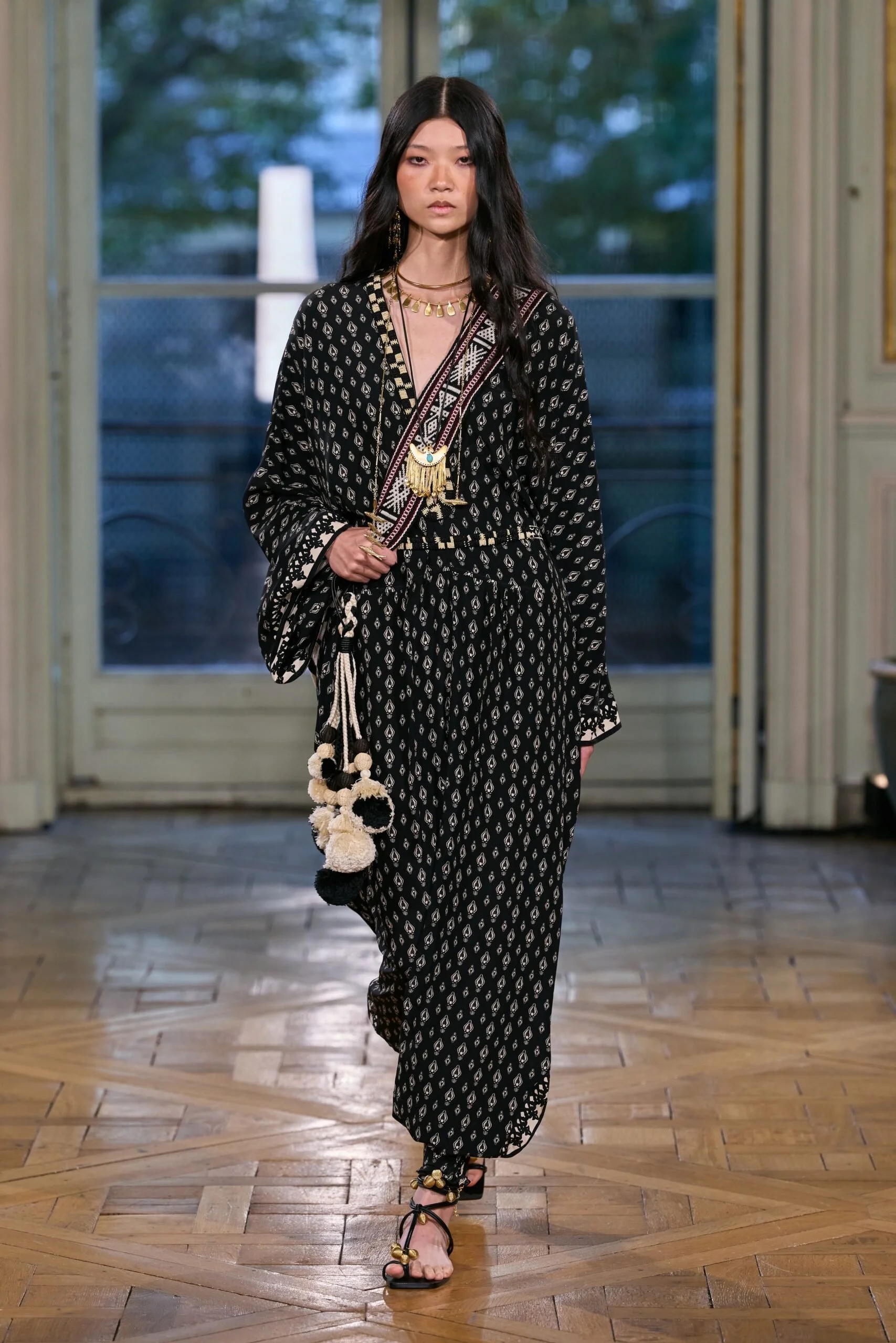 johanna-ortiz-spring-2027-ready-to-wear-look-32-scaled.jpg