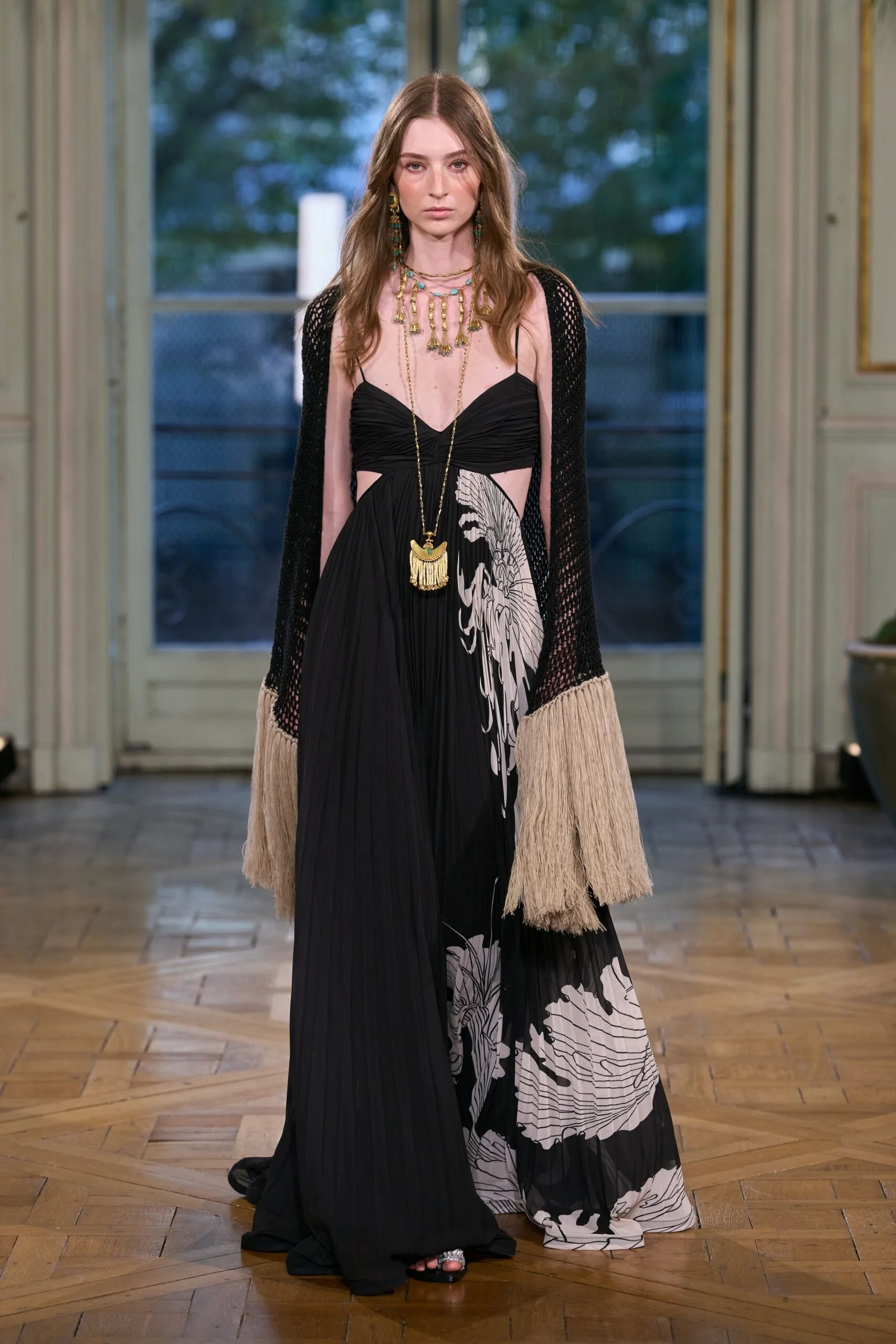 johanna-ortiz-spring-2027-ready-to-wear-look-36-scaled.jpg