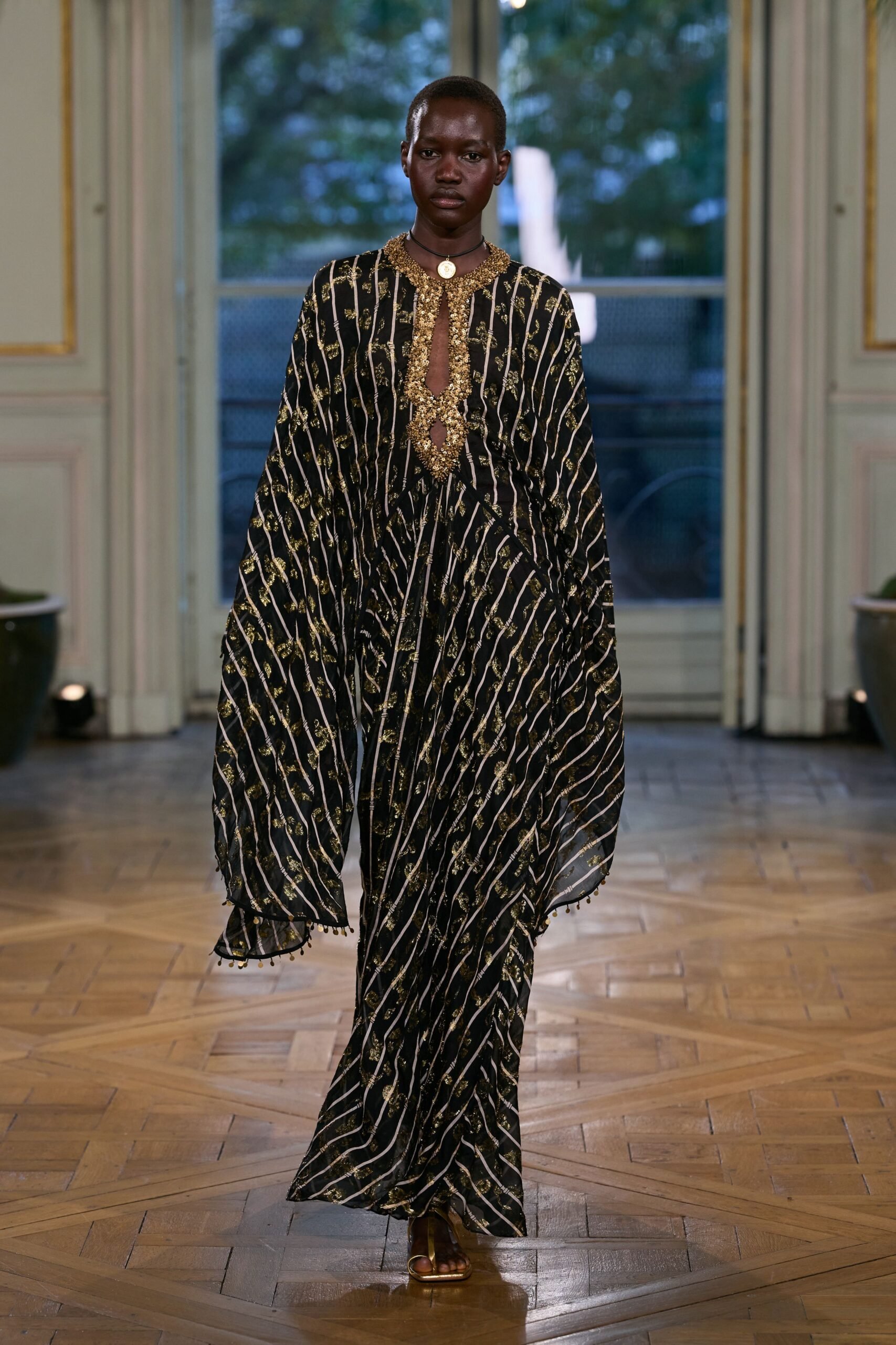 johanna-ortiz-spring-2027-ready-to-wear-look-39-scaled.jpg