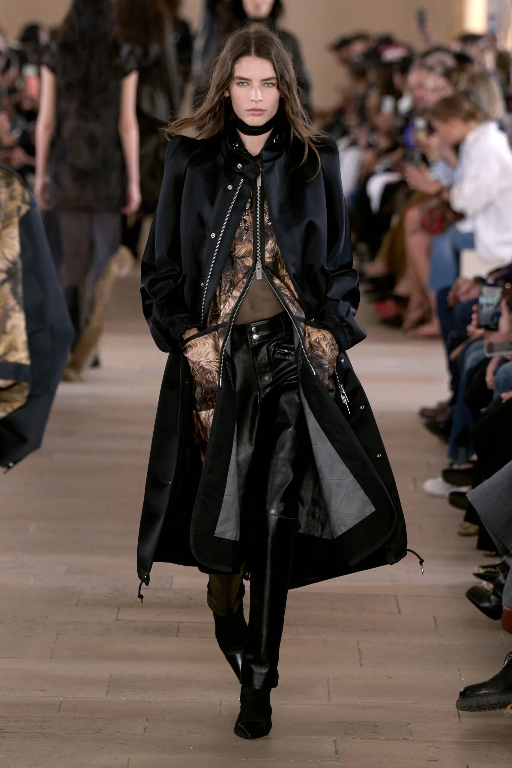 sacai-spring-2027-ready-to-wear-look-06-scaled.jpg
