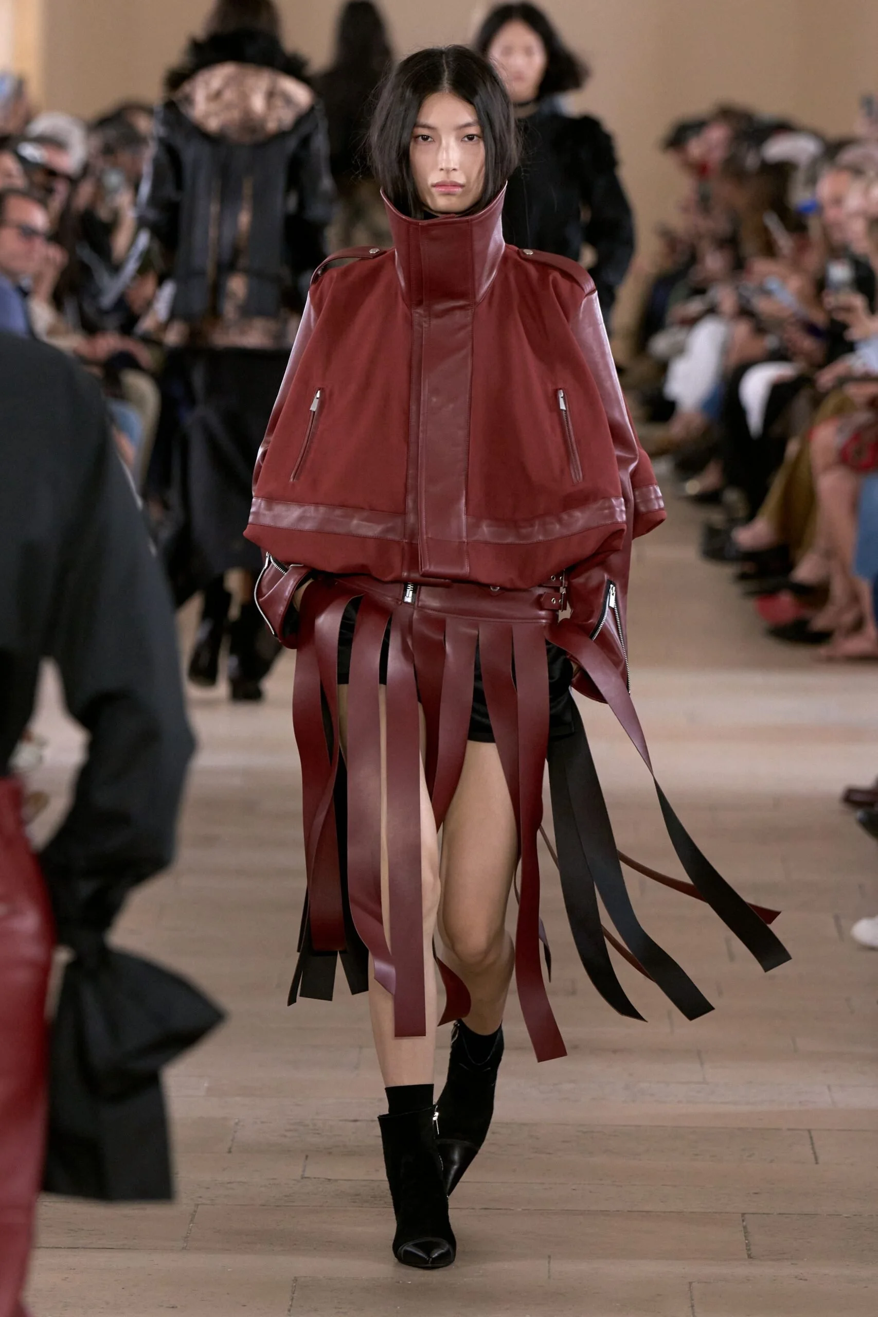 sacai-spring-2027-ready-to-wear-look-10-scaled.jpg