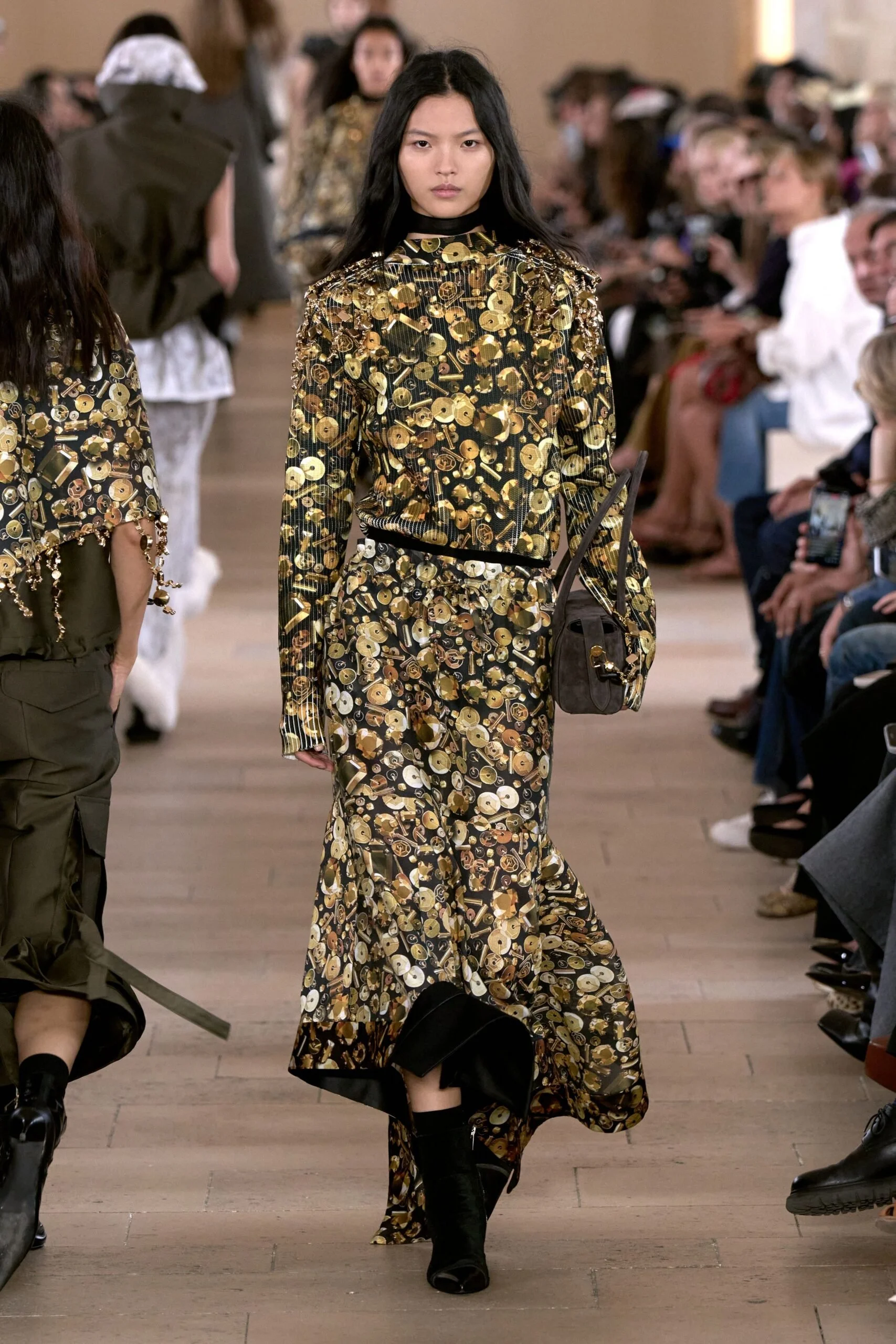 sacai-spring-2027-ready-to-wear-look-20-scaled.jpg