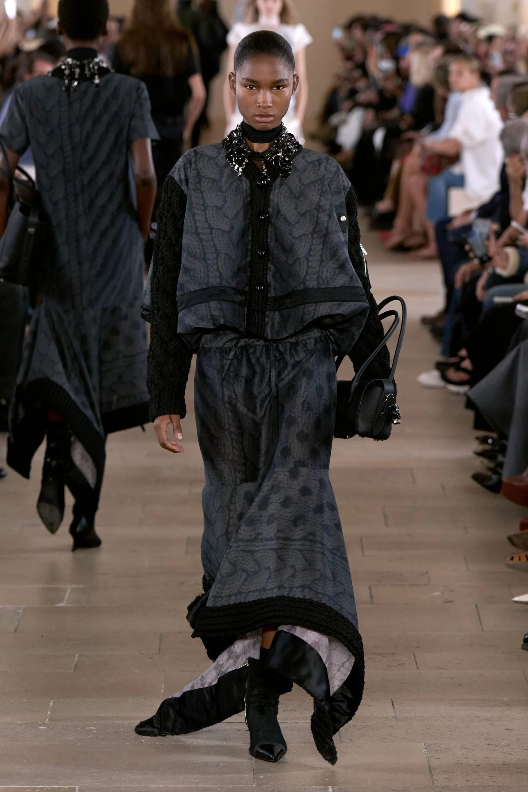 sacai-spring-2027-ready-to-wear-look-32-scaled.jpg
