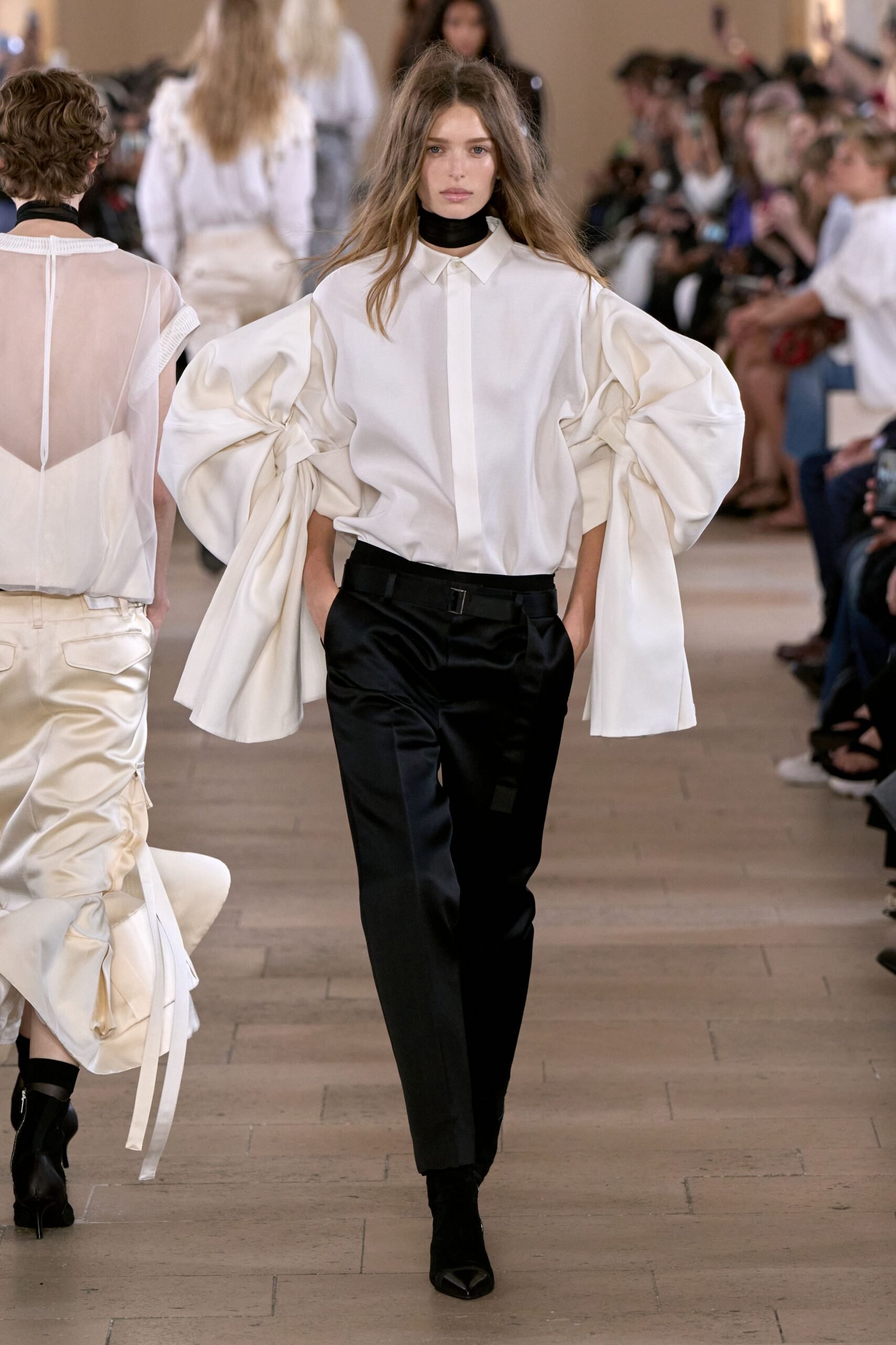 sacai-spring-2027-ready-to-wear-look-38-scaled.jpg
