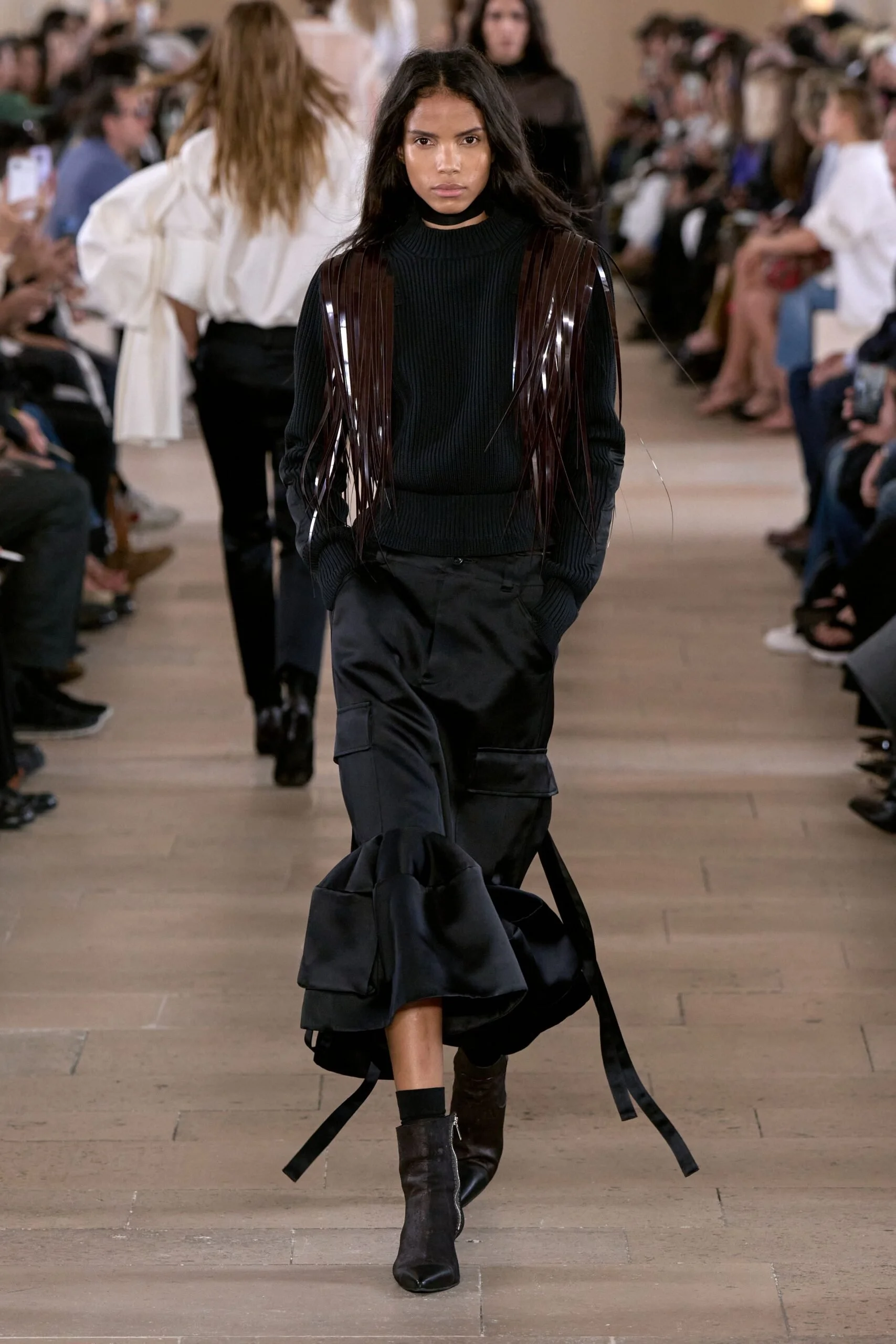 sacai-spring-2027-ready-to-wear-look-39-scaled.jpg