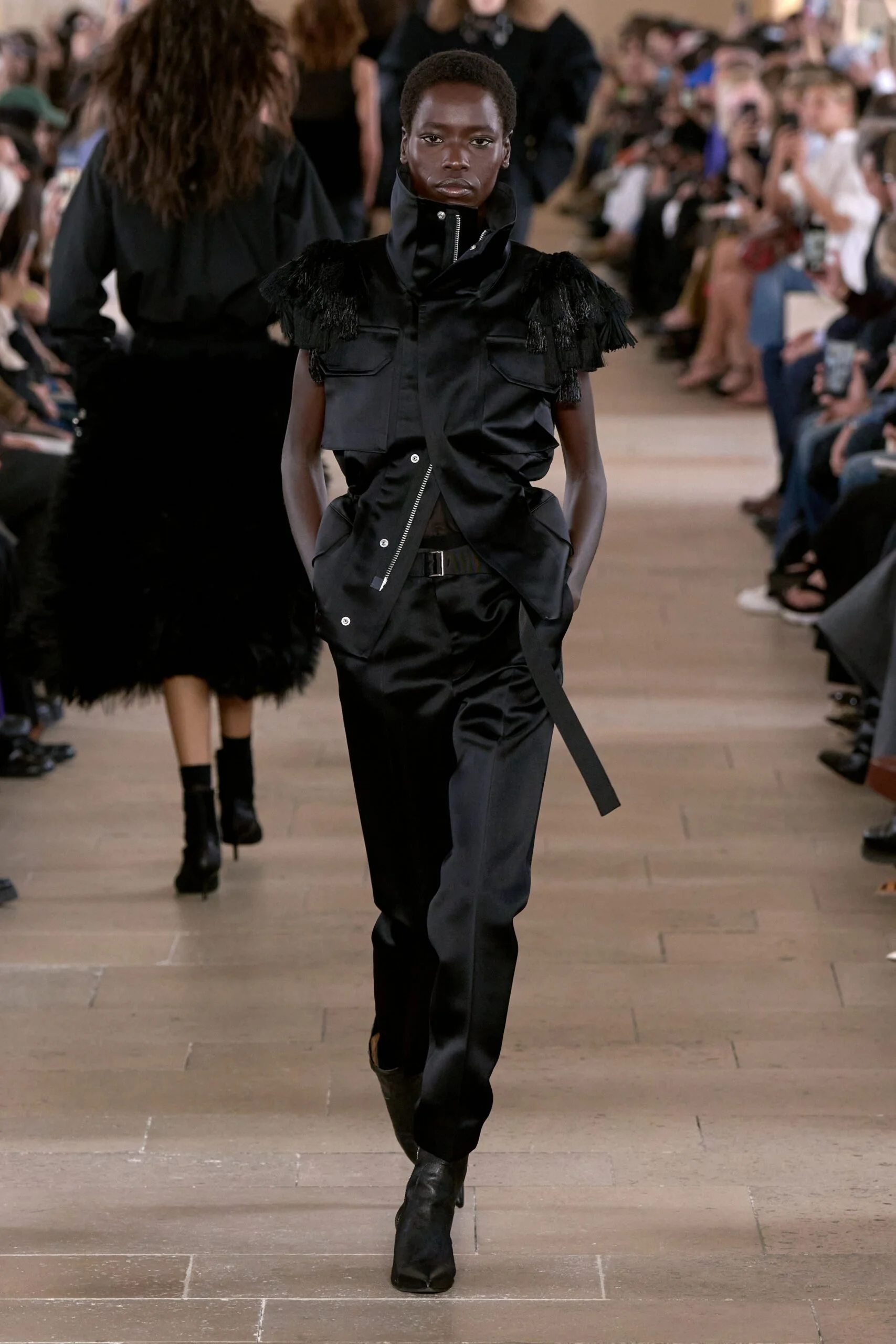 sacai-spring-2027-ready-to-wear-look-43-scaled.jpg