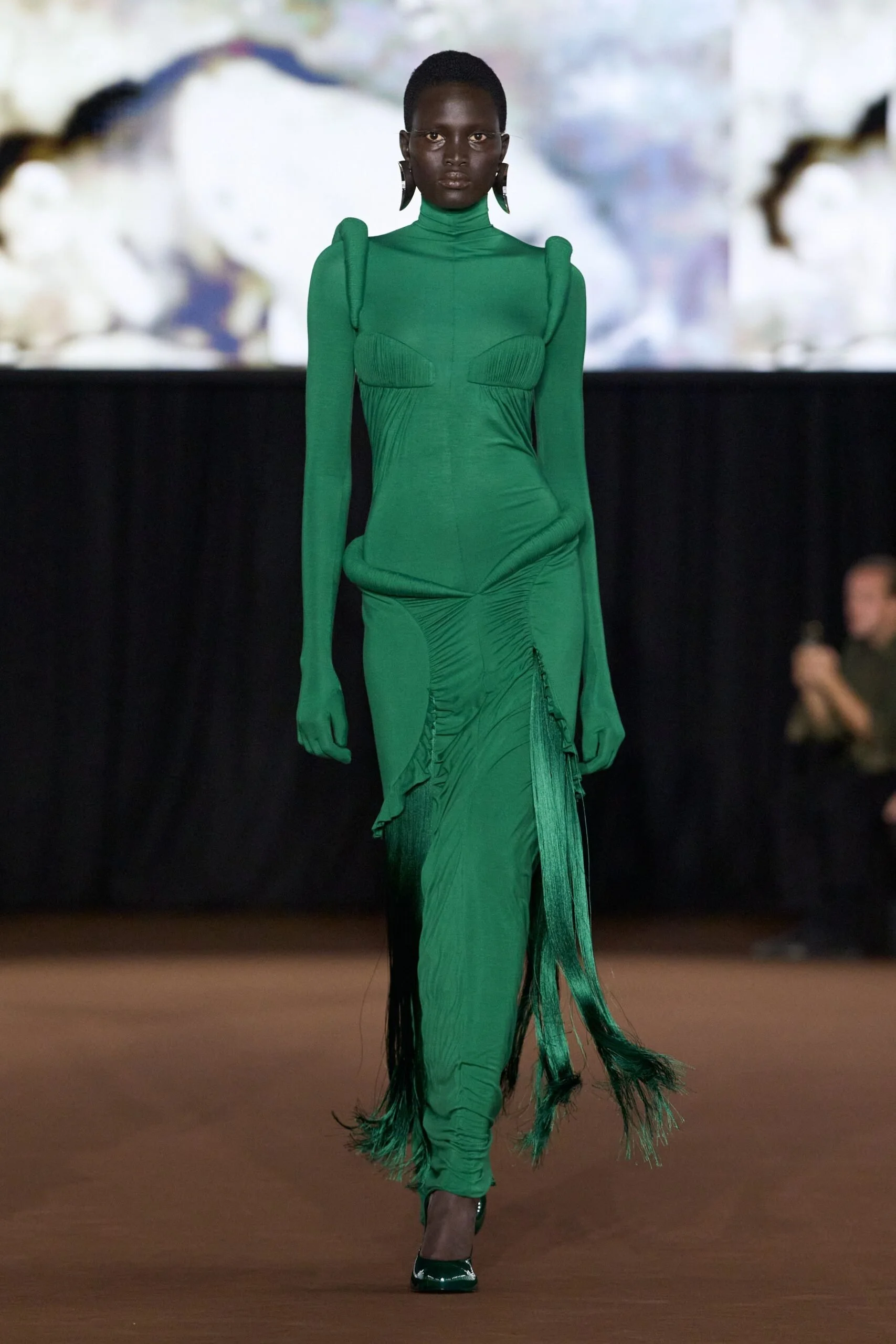 mugler-spring-2027-ready-to-wear-look-11-scaled.jpg