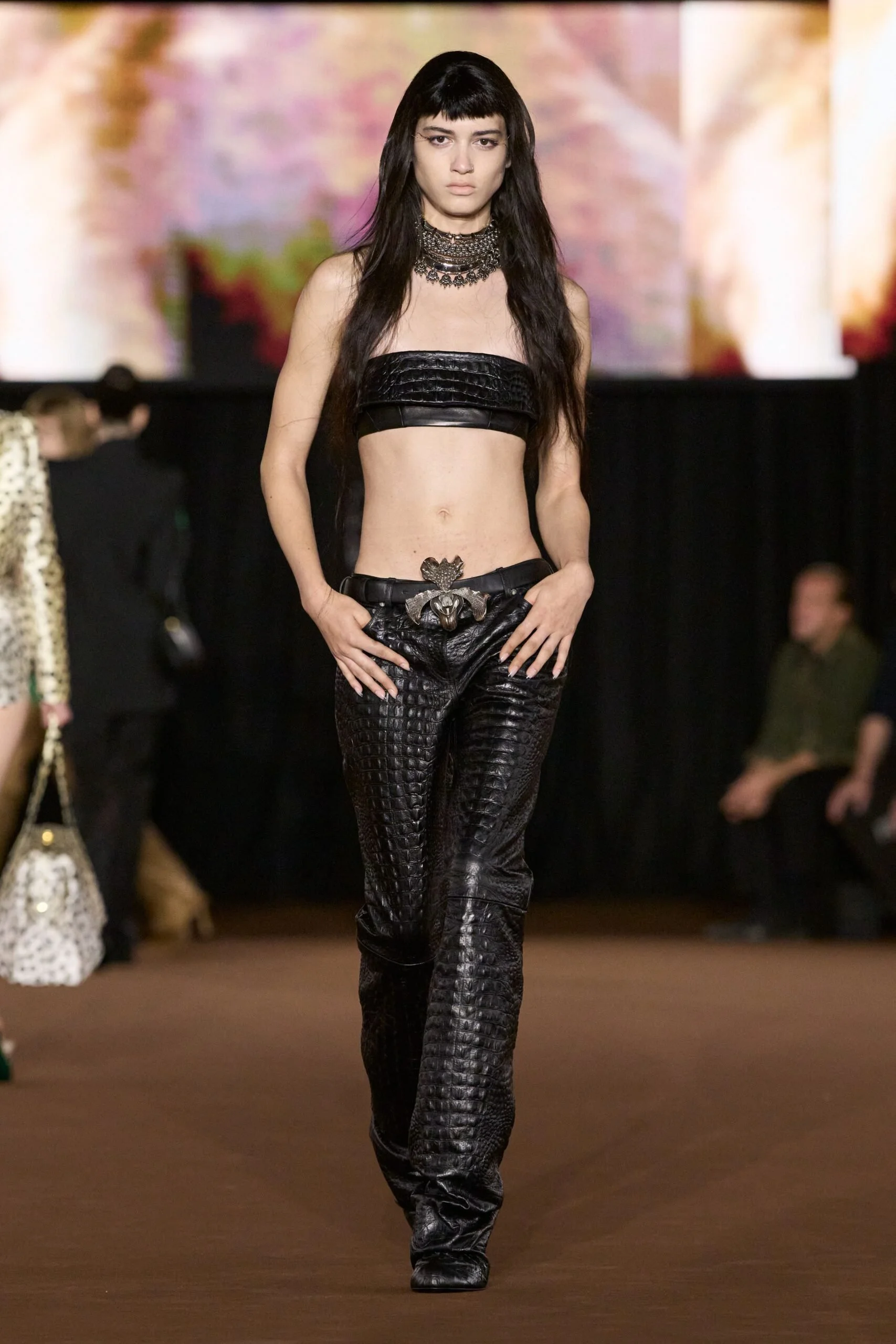 mugler-spring-2027-ready-to-wear-look-17-scaled.jpg