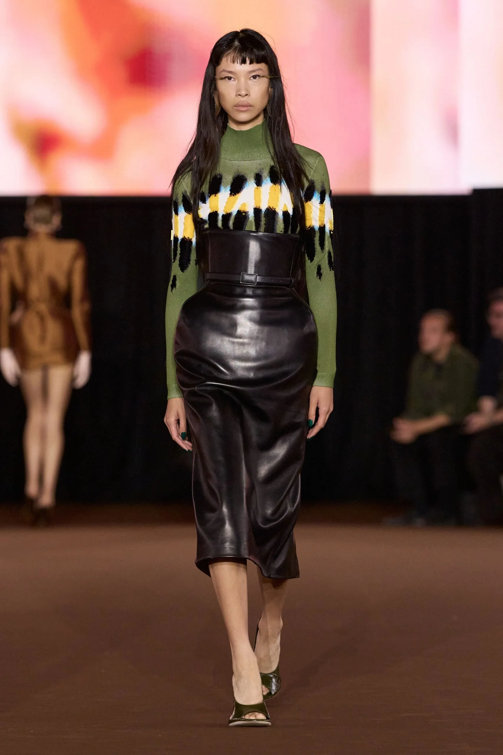 mugler-spring-2027-ready-to-wear-look-31-scaled.jpg