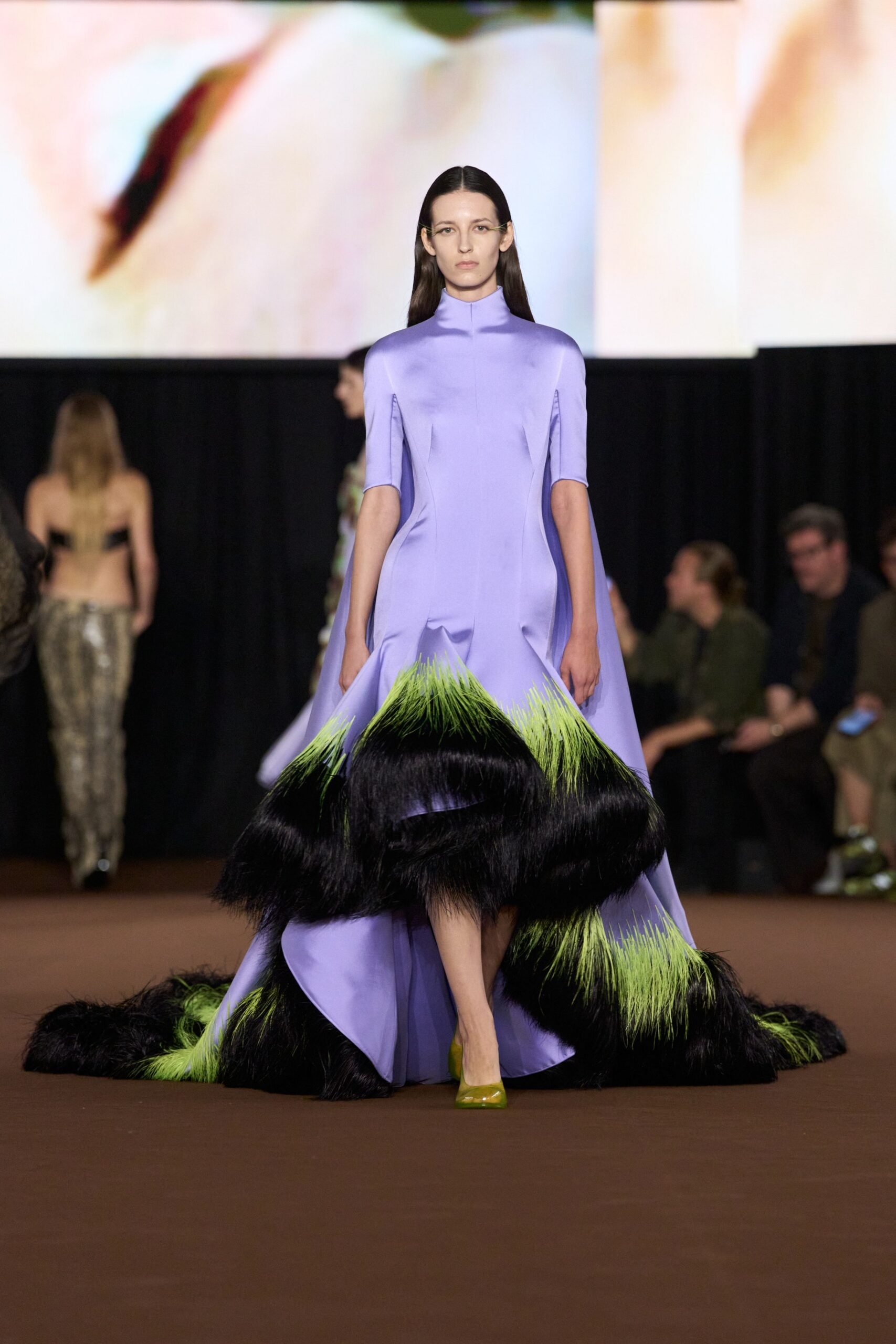 mugler-spring-2027-ready-to-wear-look-43-scaled.jpg