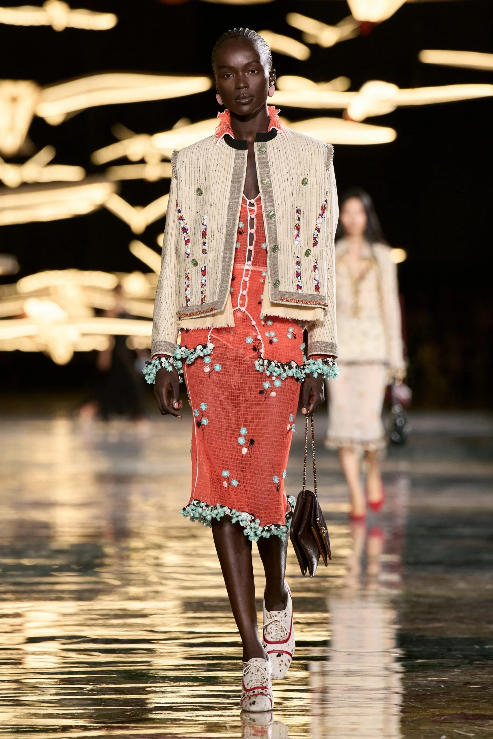 chanel-spring-2027-ready-to-wear-look-06-scaled.jpg