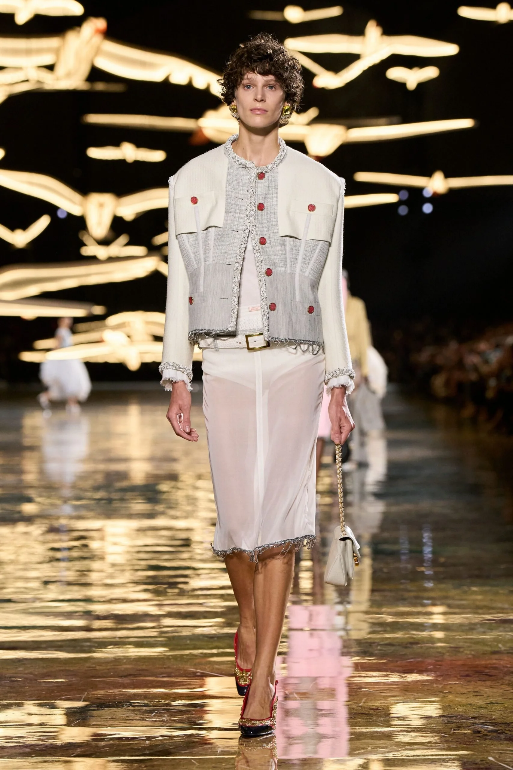 chanel-spring-2027-ready-to-wear-look-11-scaled.jpg