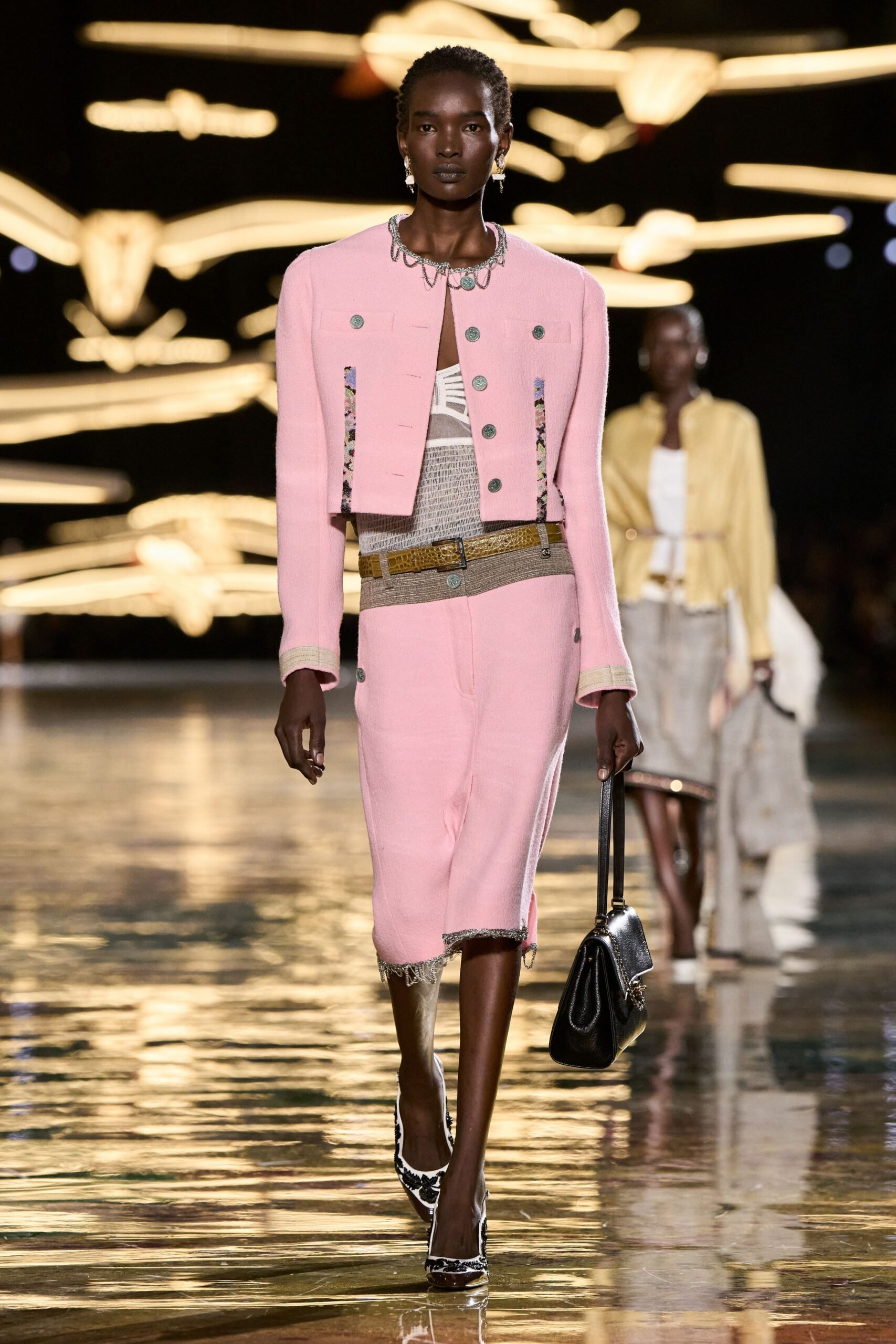 chanel-spring-2027-ready-to-wear-look-12-scaled.jpg