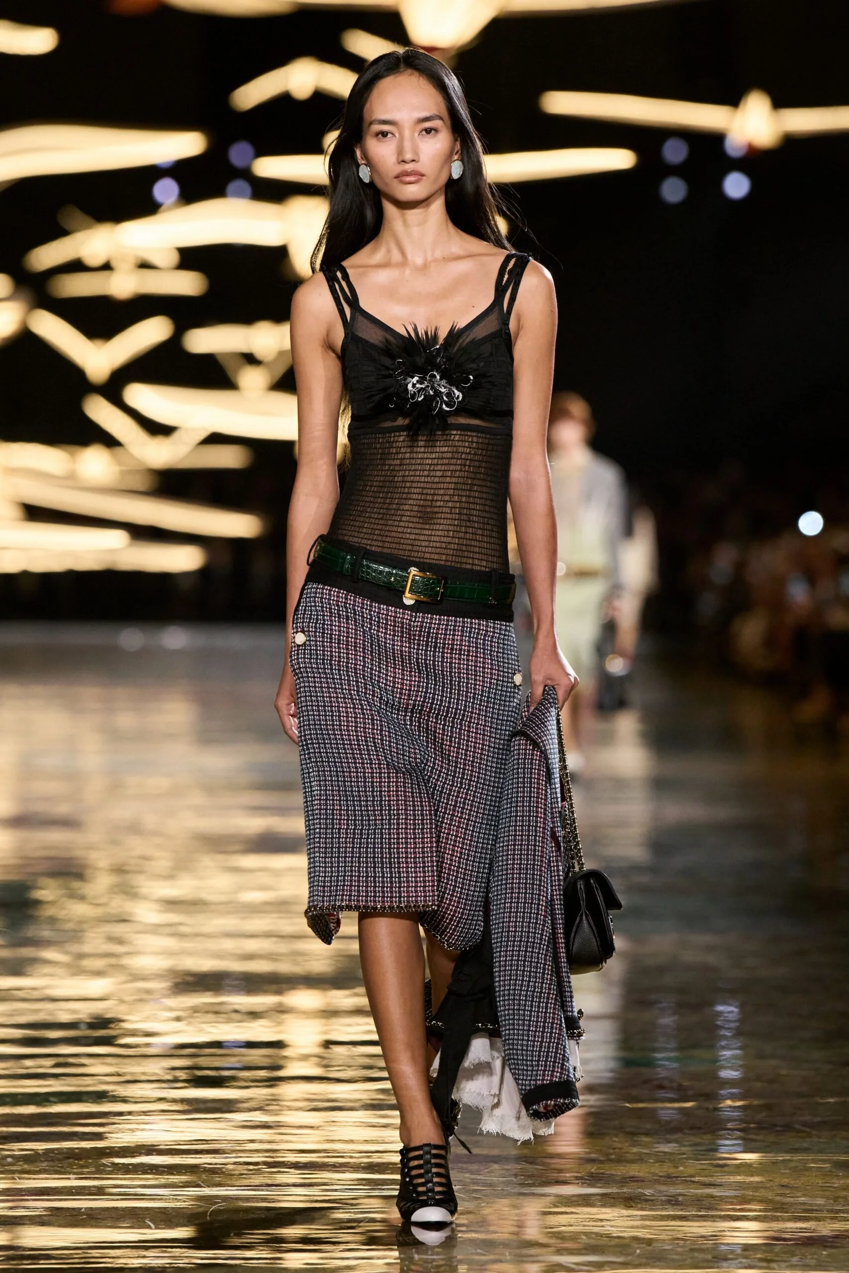 chanel-spring-2027-ready-to-wear-look-17-scaled.jpg