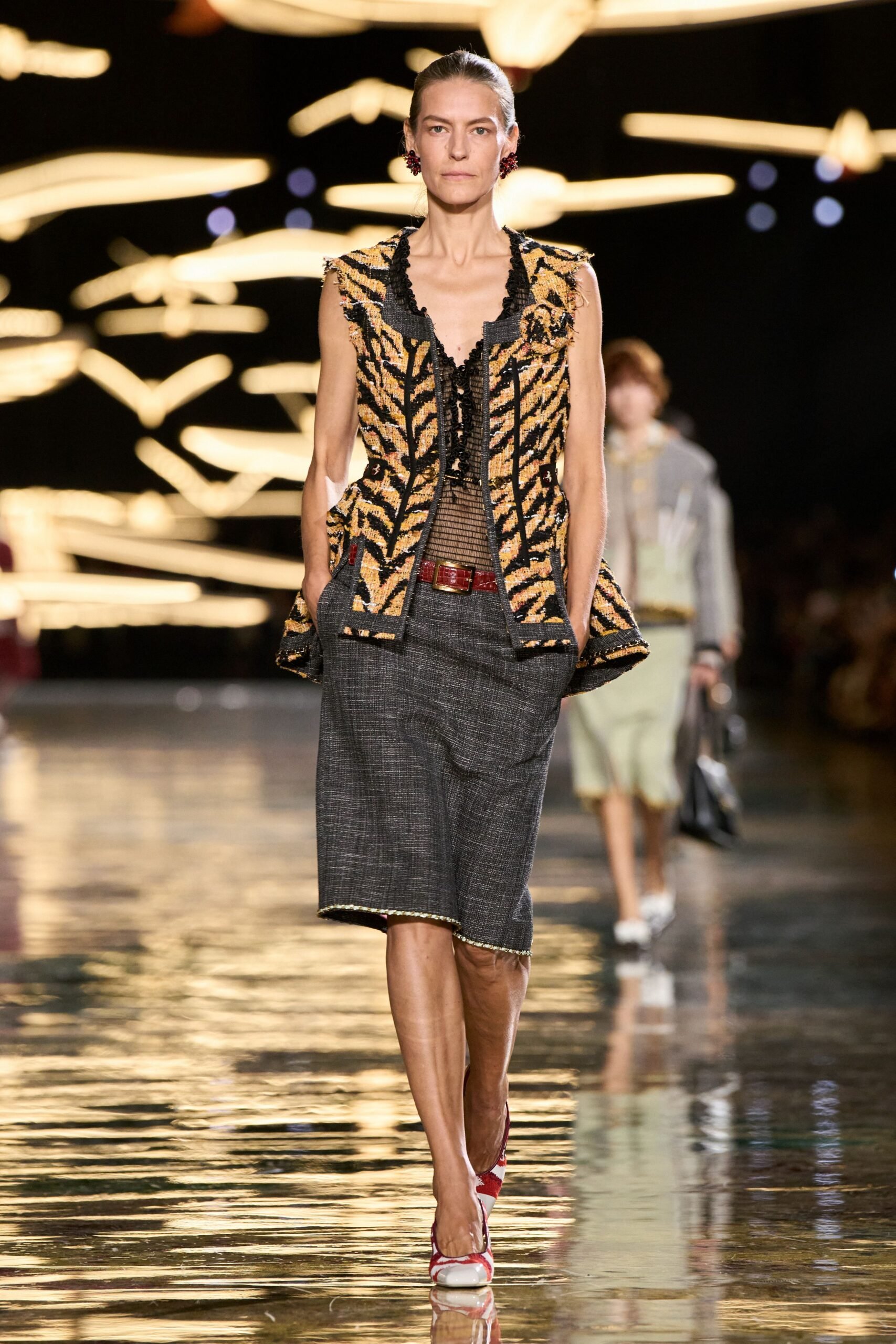 chanel-spring-2027-ready-to-wear-look-18-scaled.jpg