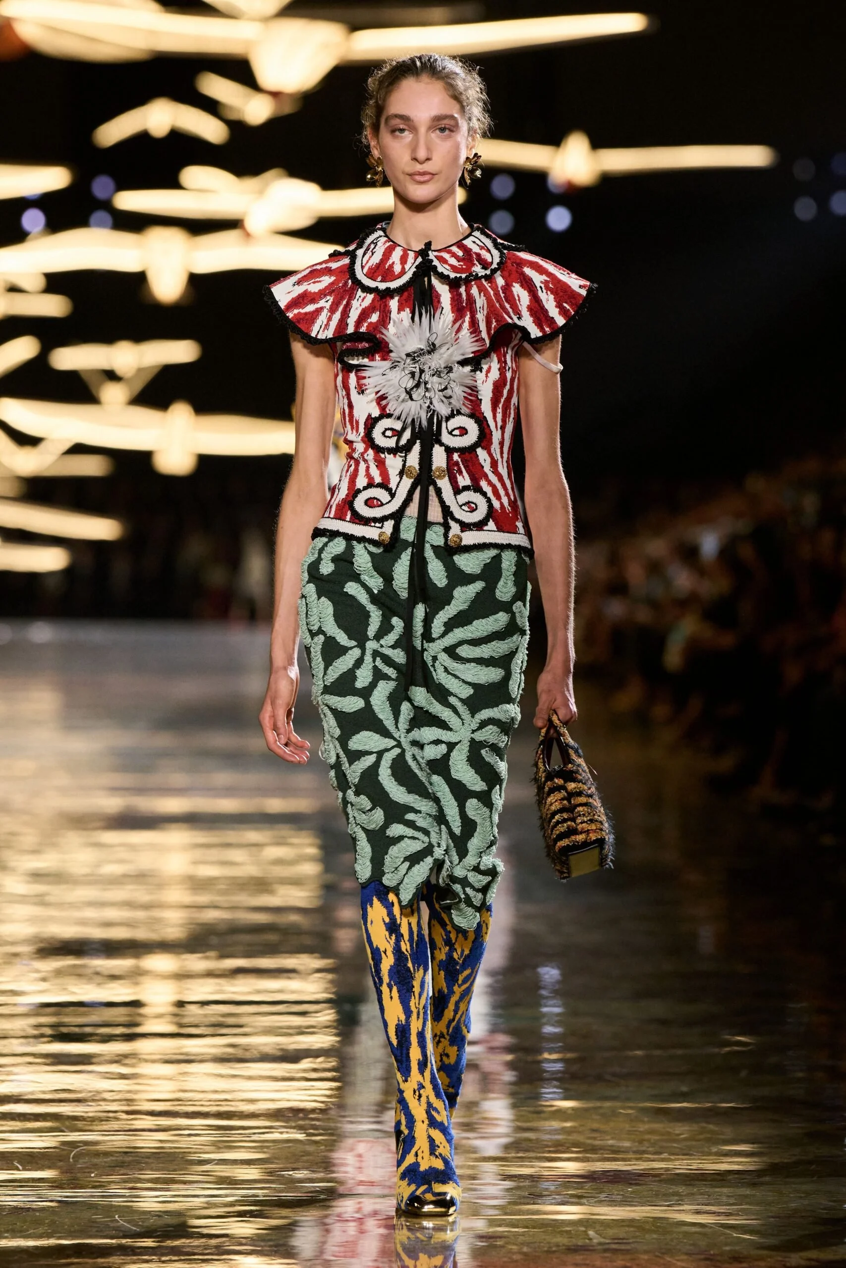 chanel-spring-2027-ready-to-wear-look-21-scaled.jpg