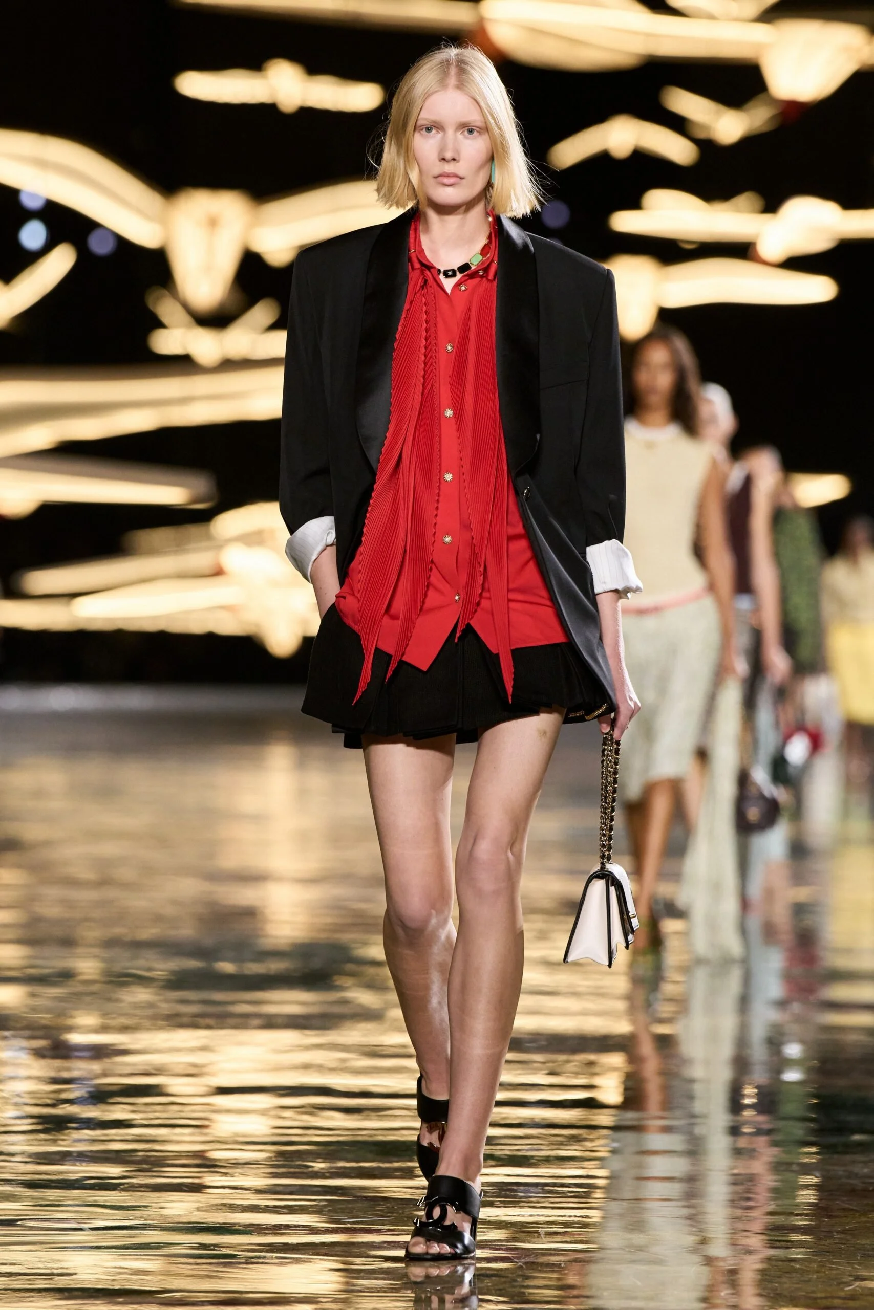 chanel-spring-2027-ready-to-wear-look-68-scaled.jpg