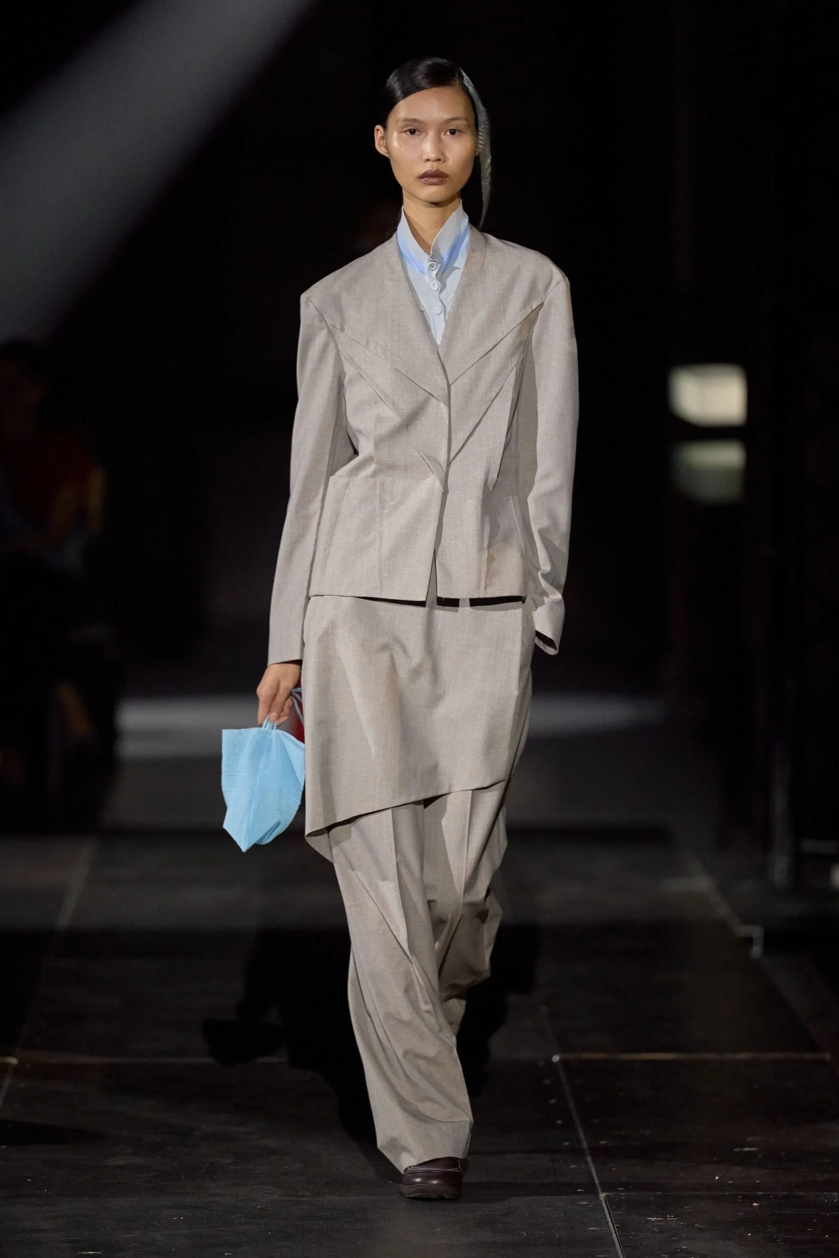 kiko-kostadinov-spring-2027-ready-to-wear-look-22-scaled.jpg