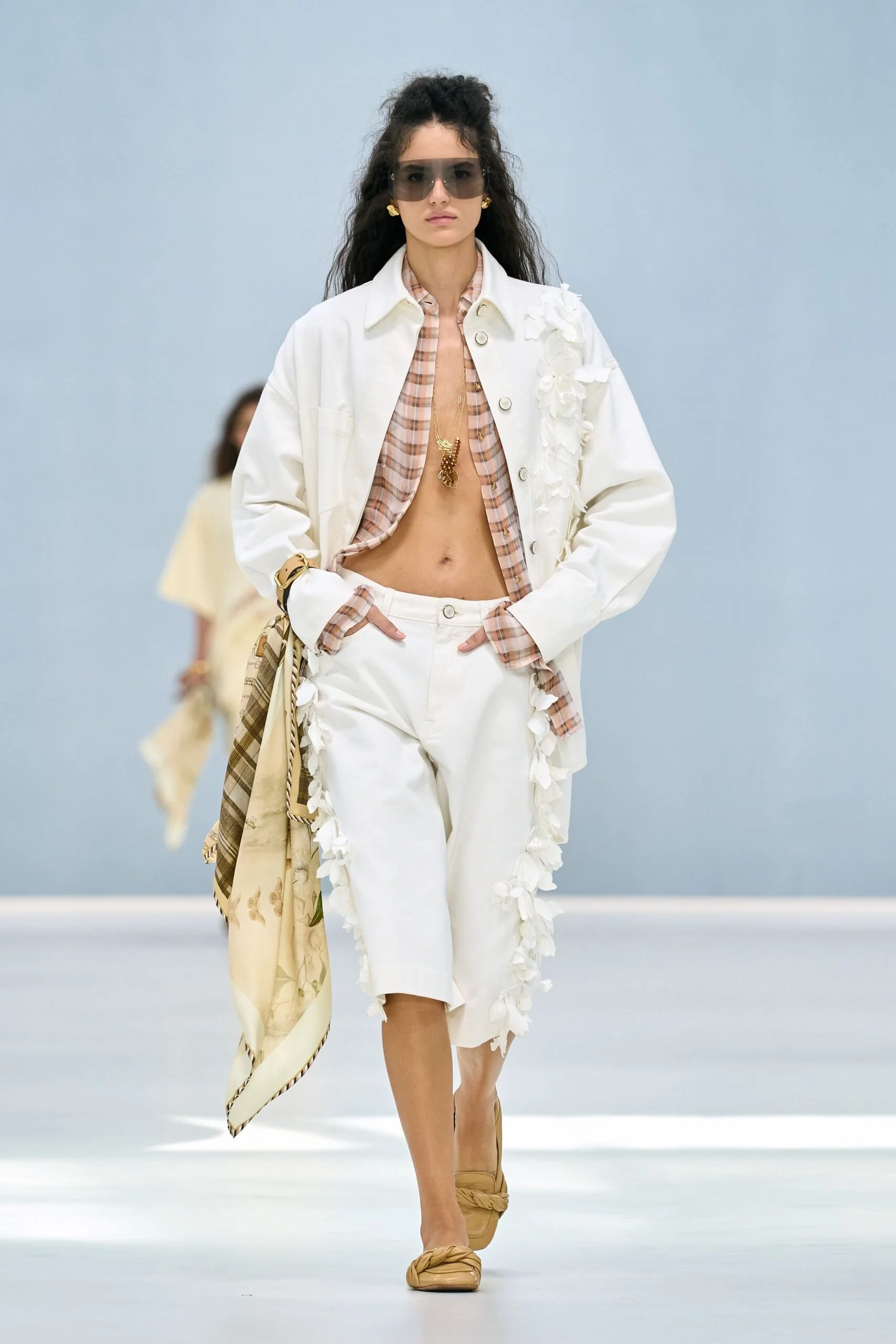 zimmermann-spring-2027-ready-to-wear-look-06-scaled.jpg