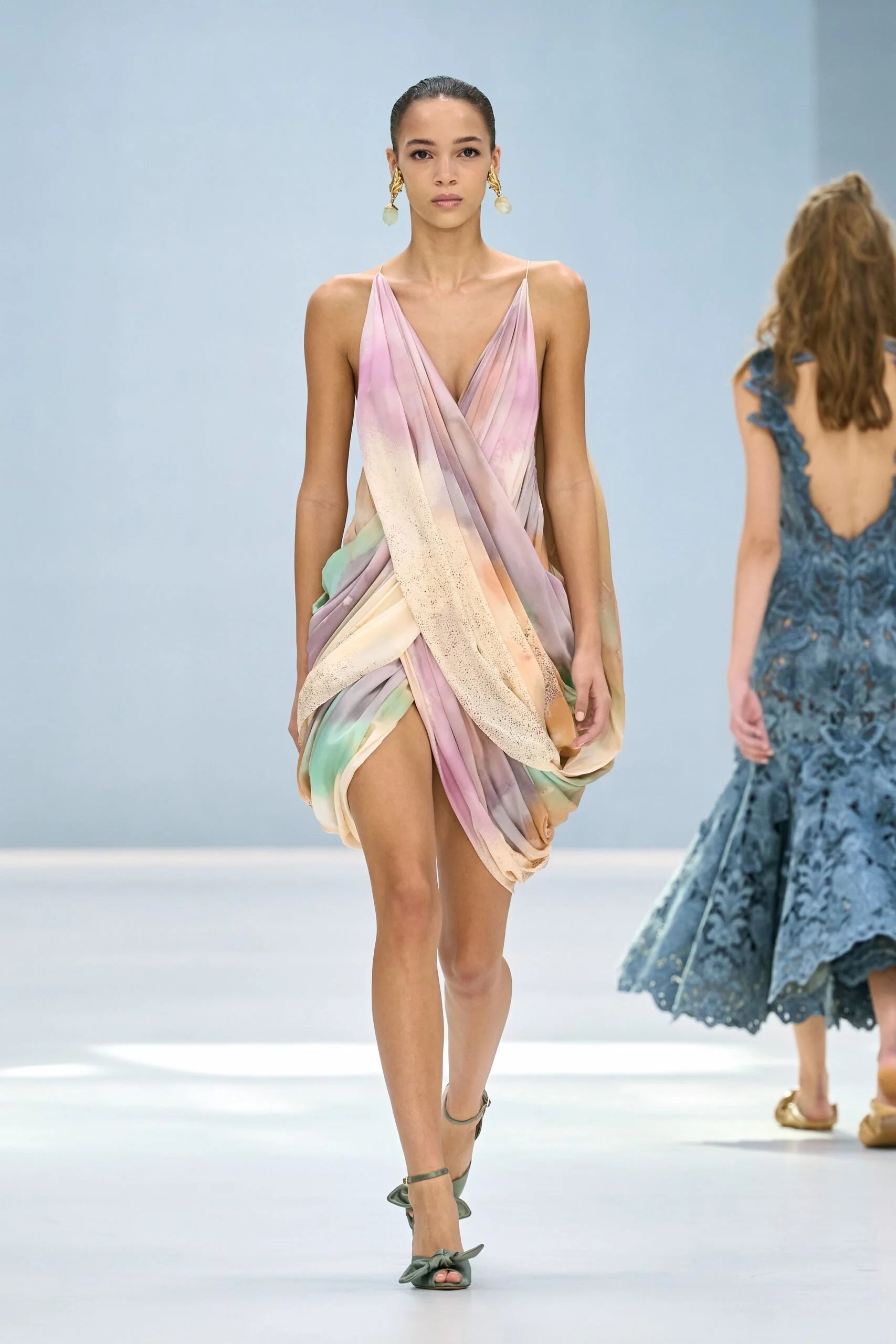 zimmermann-spring-2027-ready-to-wear-look-24-scaled.jpg