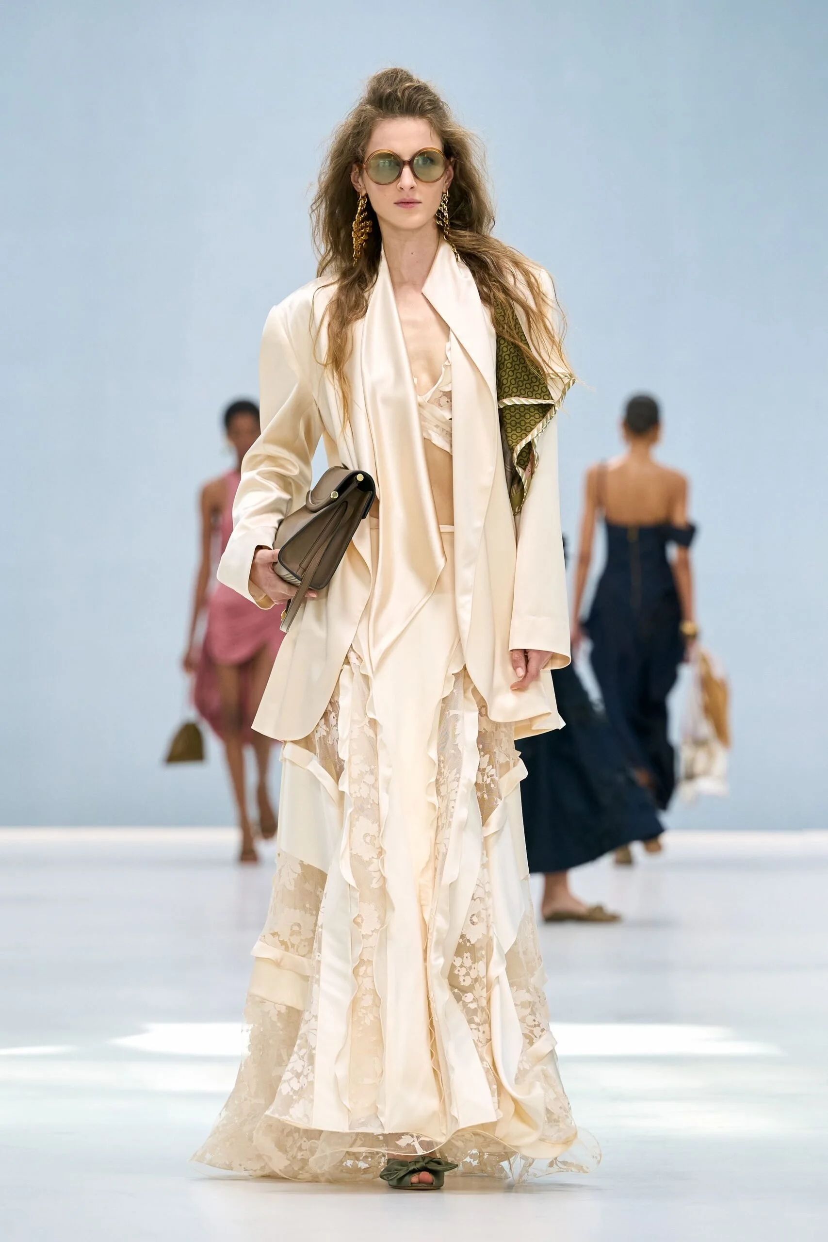 zimmermann-spring-2027-ready-to-wear-look-36-scaled.jpg