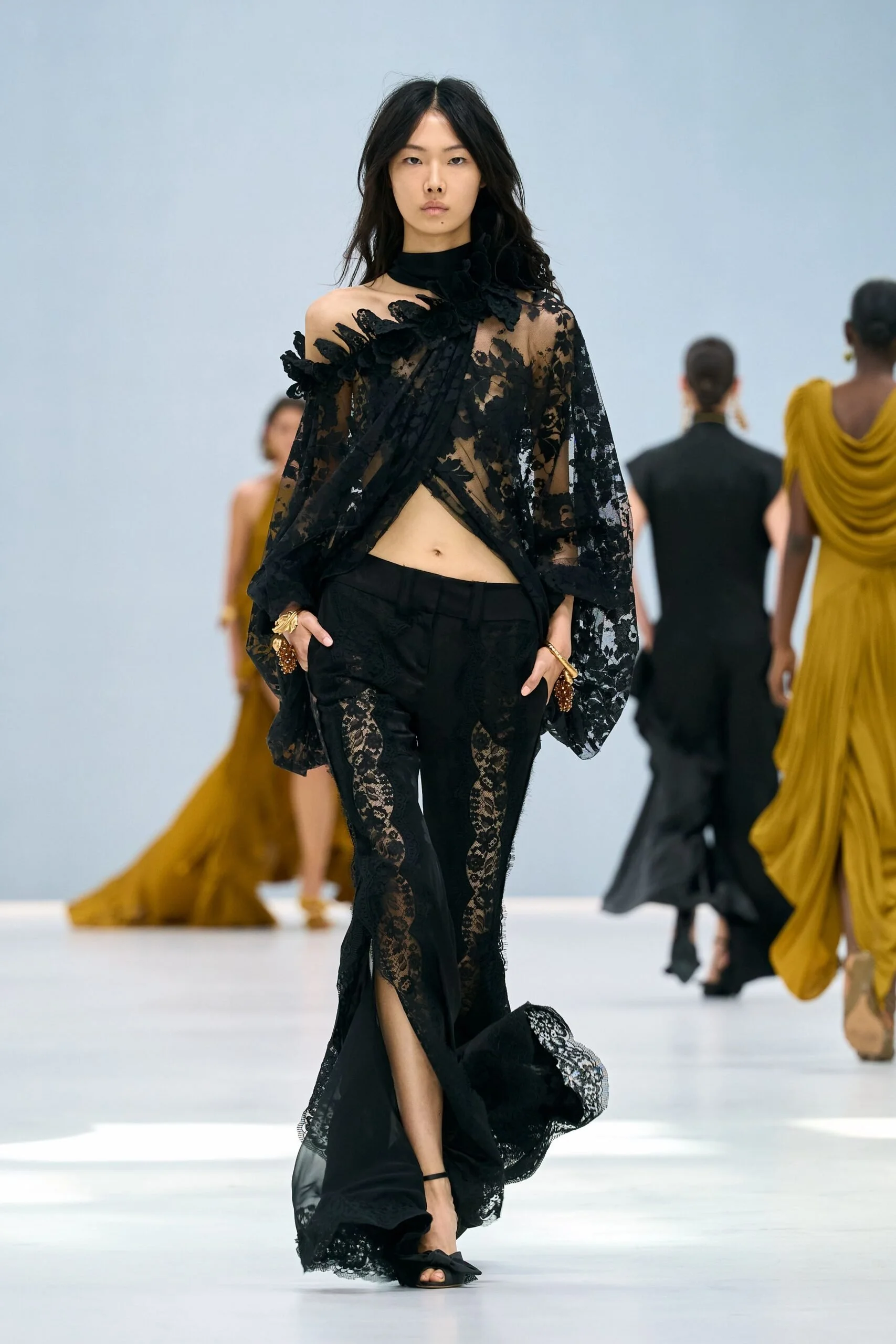 zimmermann-spring-2027-ready-to-wear-look-49-scaled.jpg