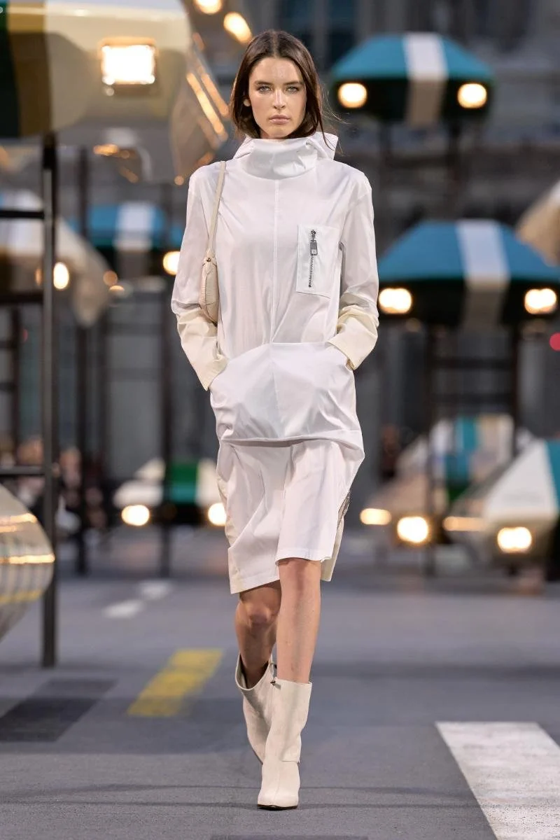 00010-louis-vuitton-spring-2027-ready-to-wear-credit-gorunway.jpg