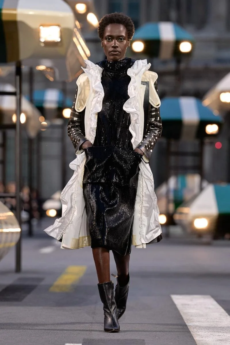00011-louis-vuitton-spring-2027-ready-to-wear-credit-gorunway.jpg
