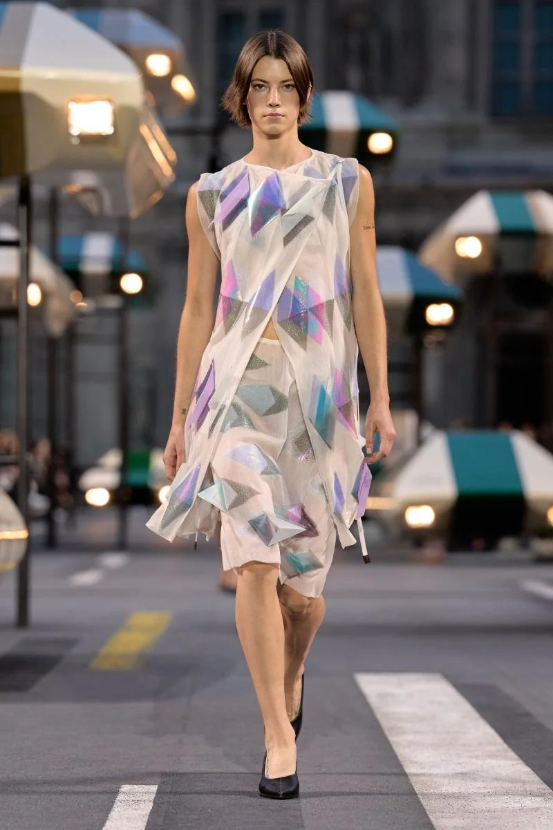 00022-louis-vuitton-spring-2027-ready-to-wear-credit-gorunway.jpg