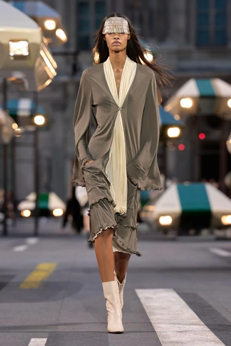00025-louis-vuitton-spring-2027-ready-to-wear-credit-gorunway.jpg