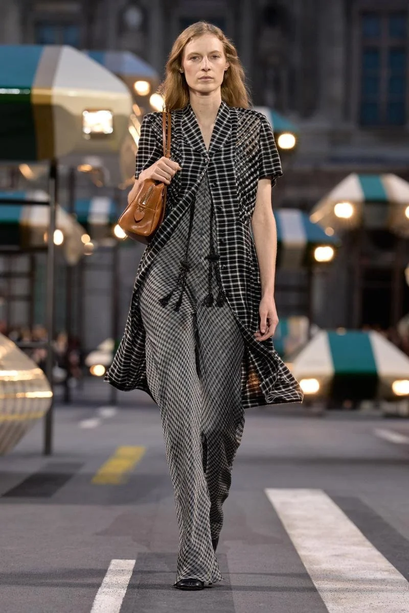 00032-louis-vuitton-spring-2027-ready-to-wear-credit-gorunway.jpg