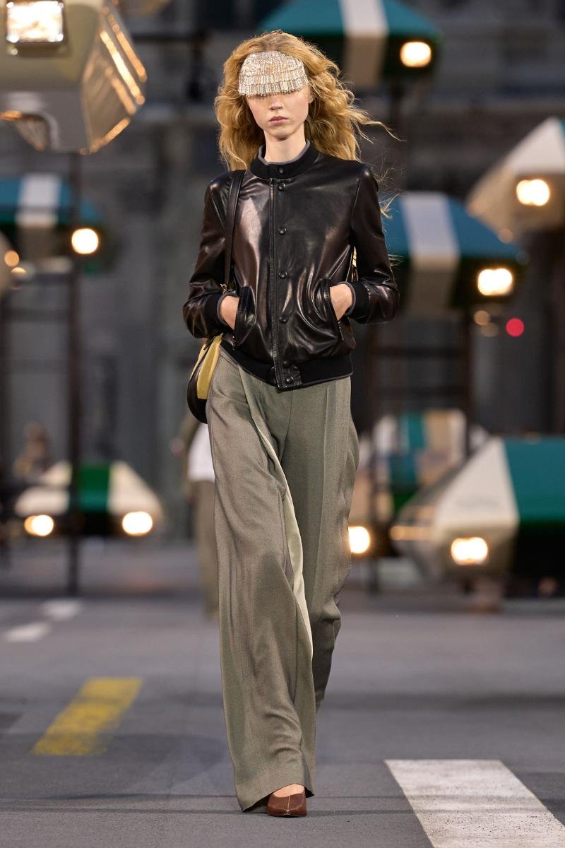 00040-louis-vuitton-spring-2027-ready-to-wear-credit-gorunway.jpg