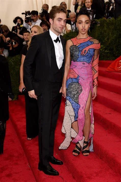 FKA Twigs wearing an anatomically inspired Christopher Kane dress at the 2015 Met Gala