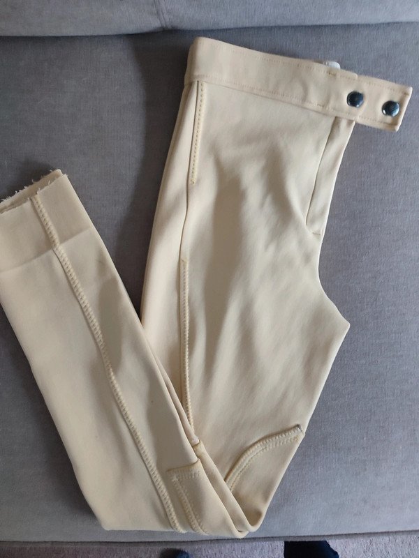 French Sports Wear 26-28 Ladies light canary folded.jpeg