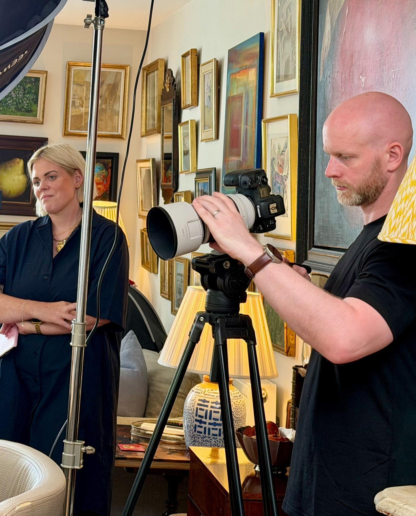 Behind the scenes...

It&rsquo;s not very often I remember to take photos of us actually doing what we do on a content shoot, so I was delighted when a lovely friend of @rosemary.shrager shared these candid snaps from our recent social-first content 