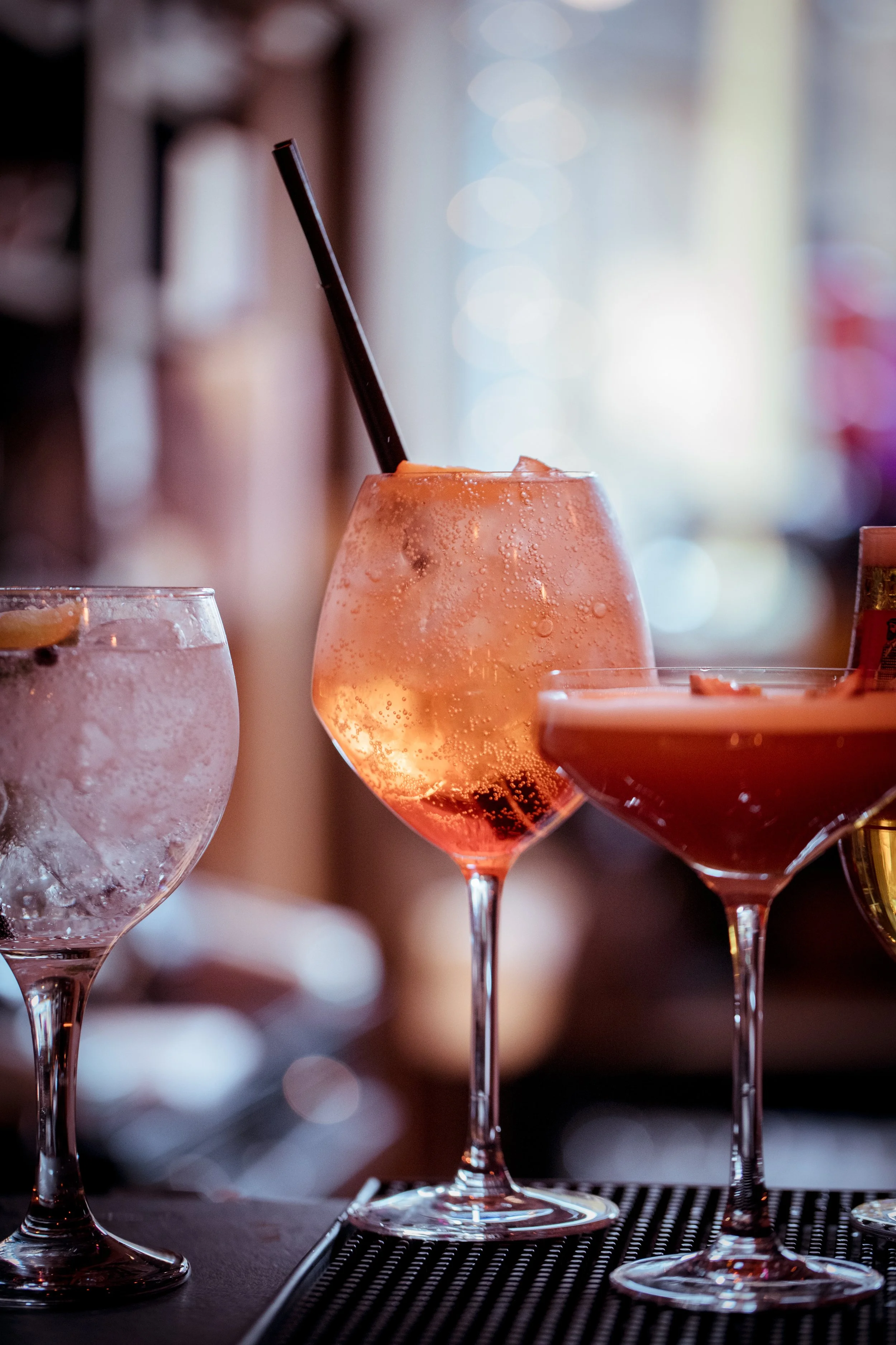 cocktails at the easy breeze in bowness