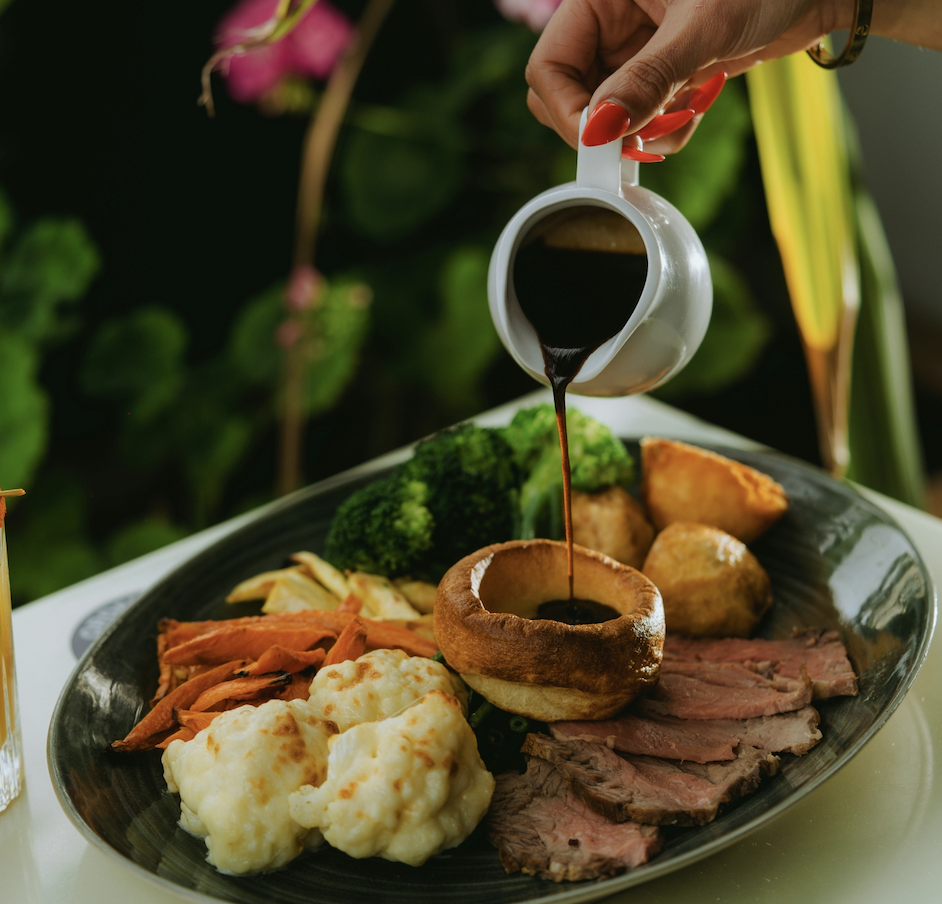 Best Roast Dinner in the Lake District: Top Spots for Sunday Lunch