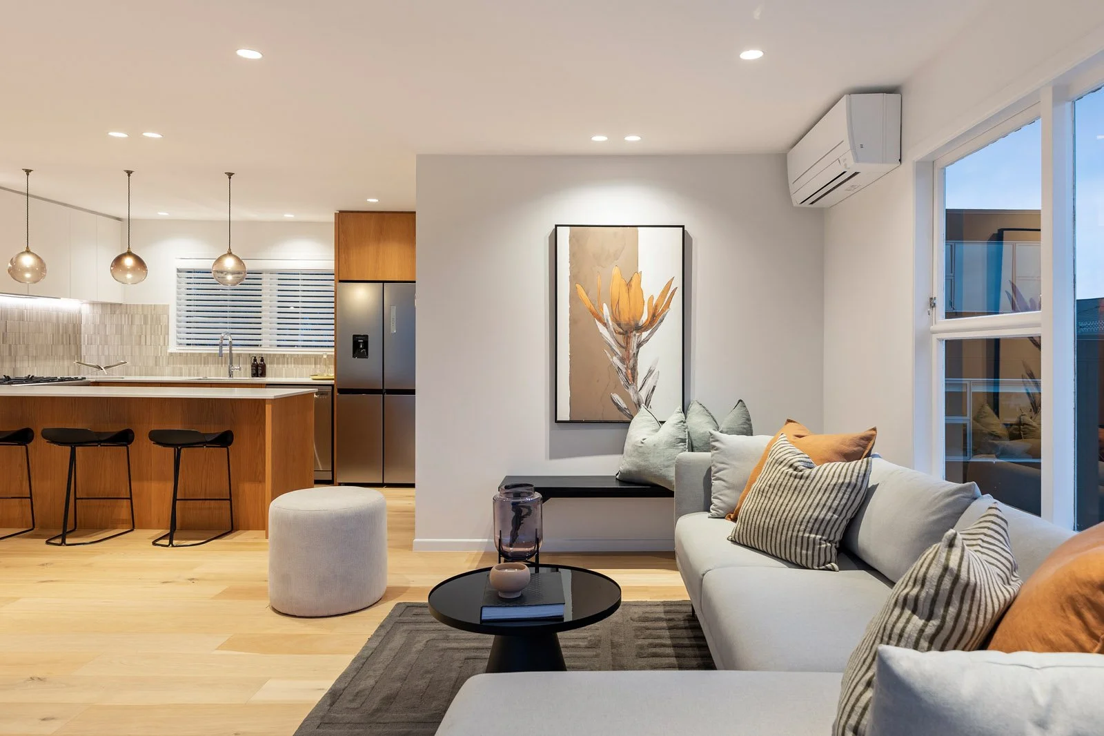 The Coastal Apartment