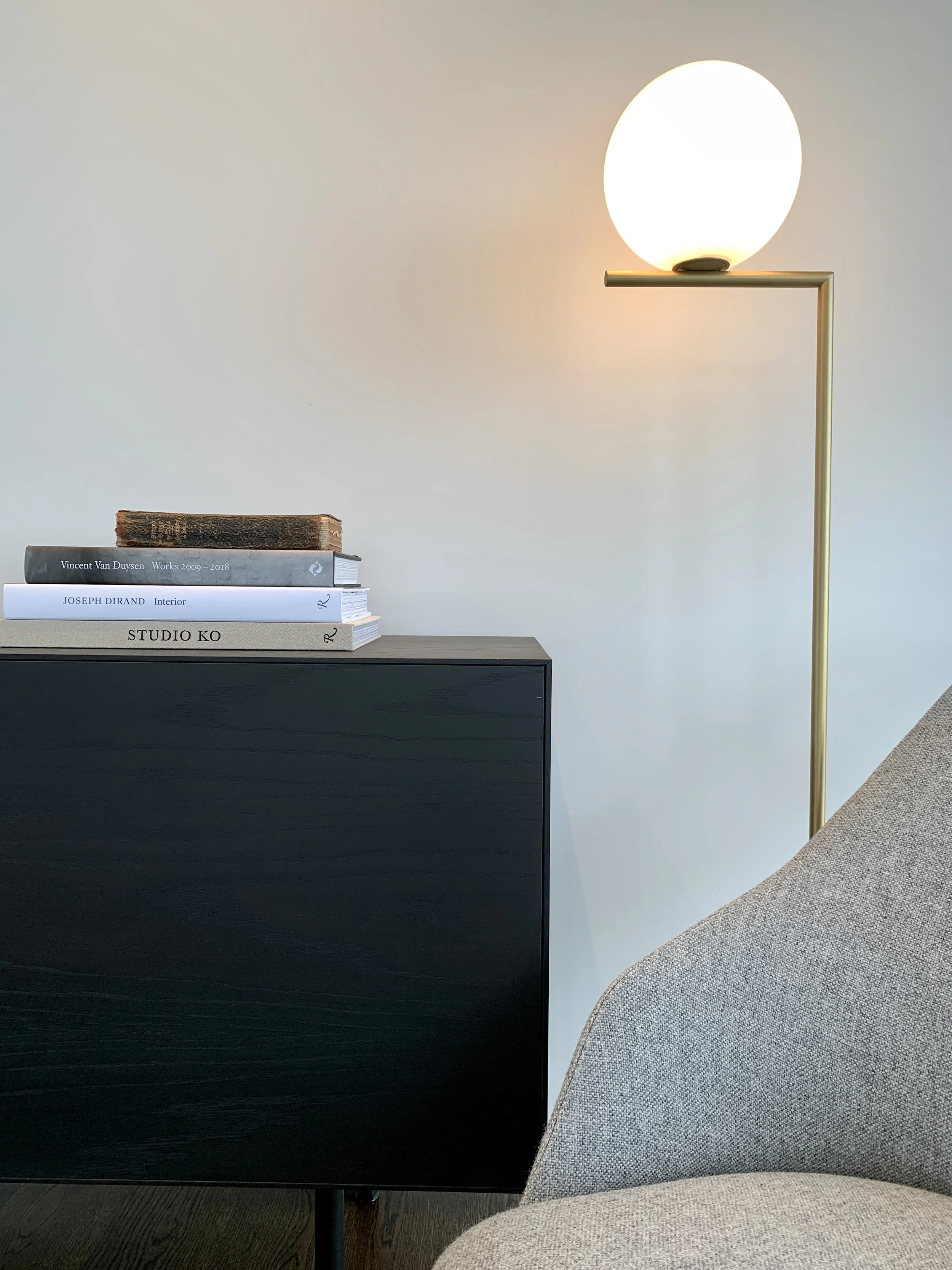 Chevron_Armchair_CLoseup.jpg