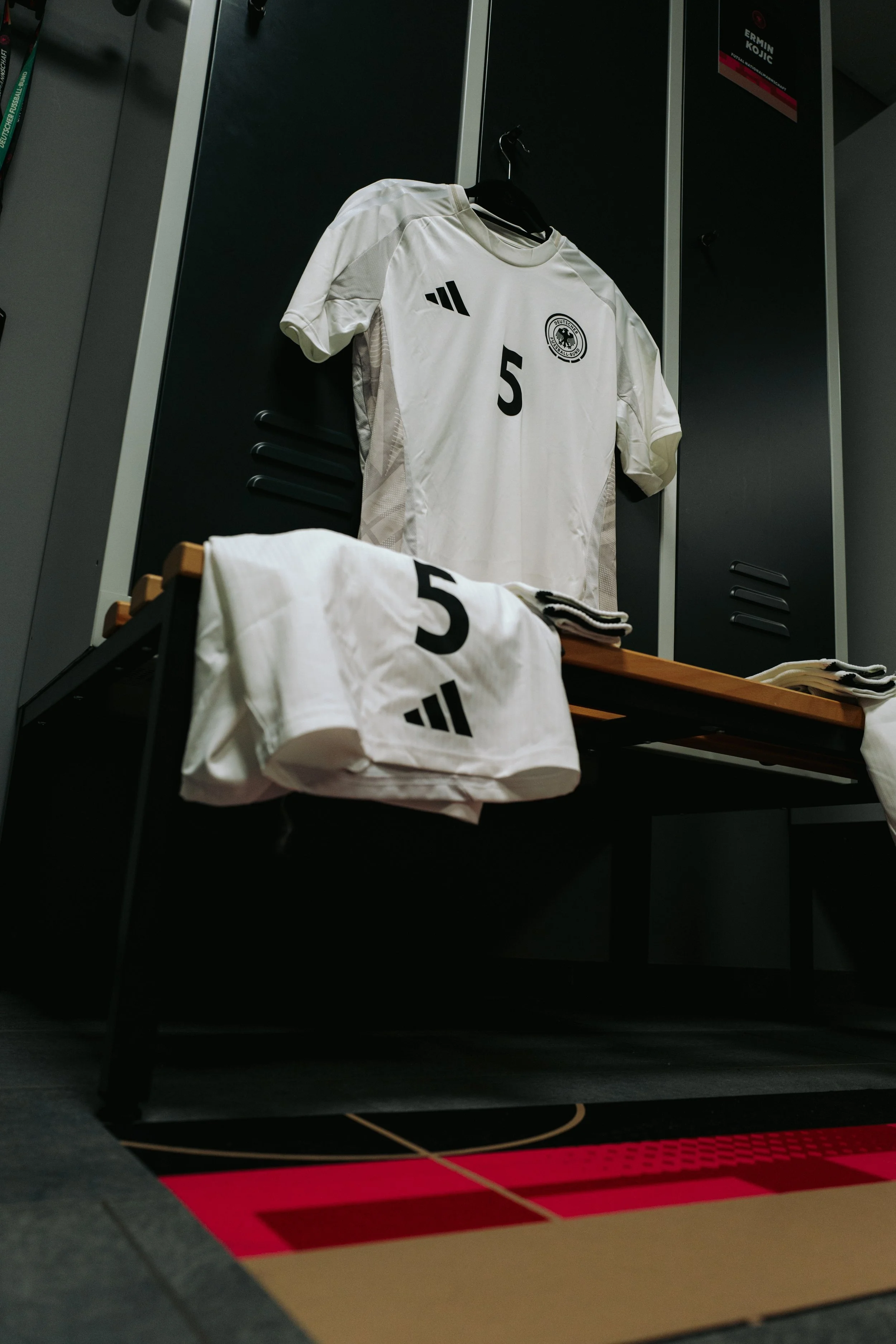 DIM-SONY-DFB-66.jpg
